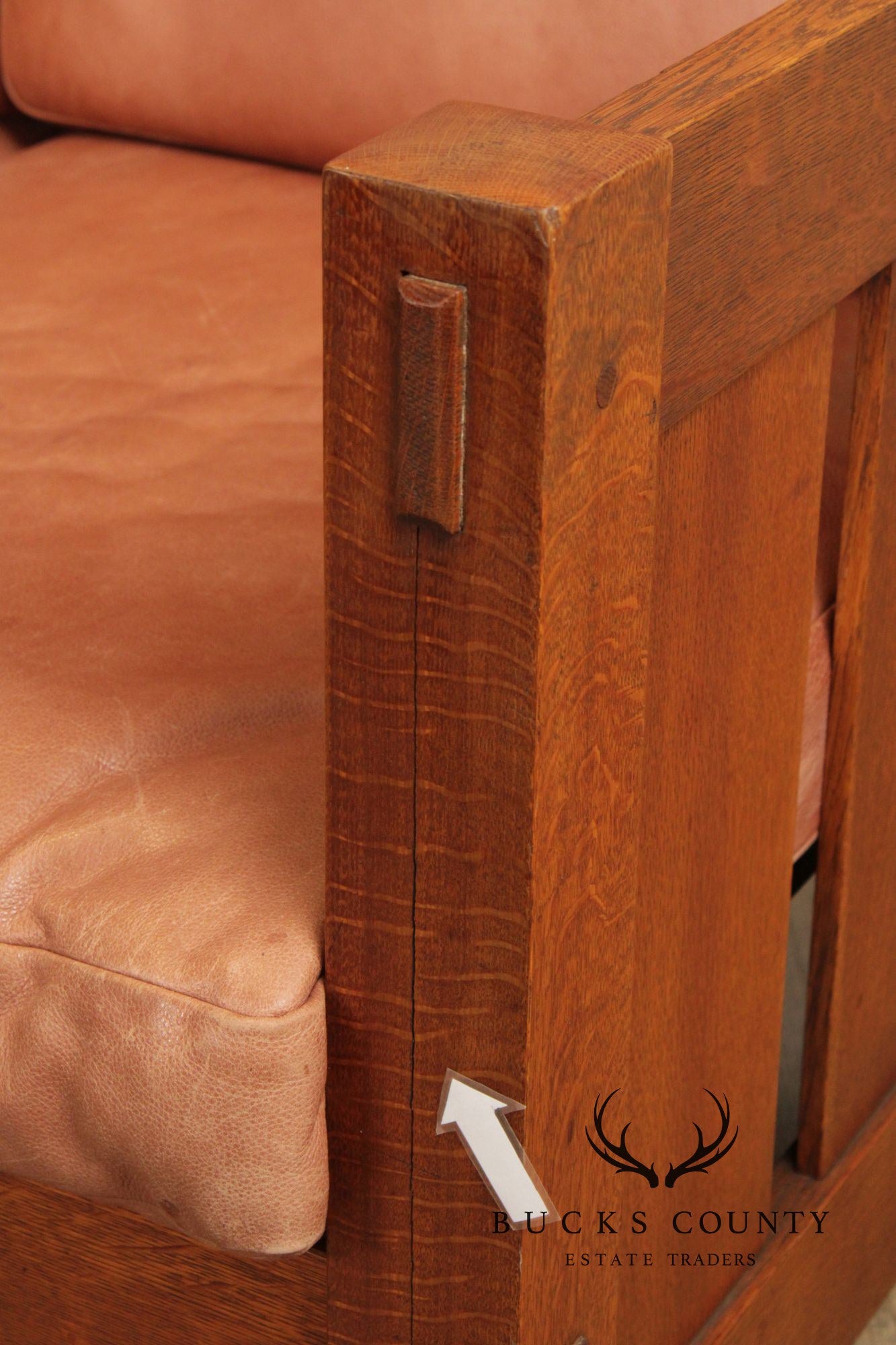 Gustav Stickley Antique Mission Oak and Leather Even-Arm Settle Sofa