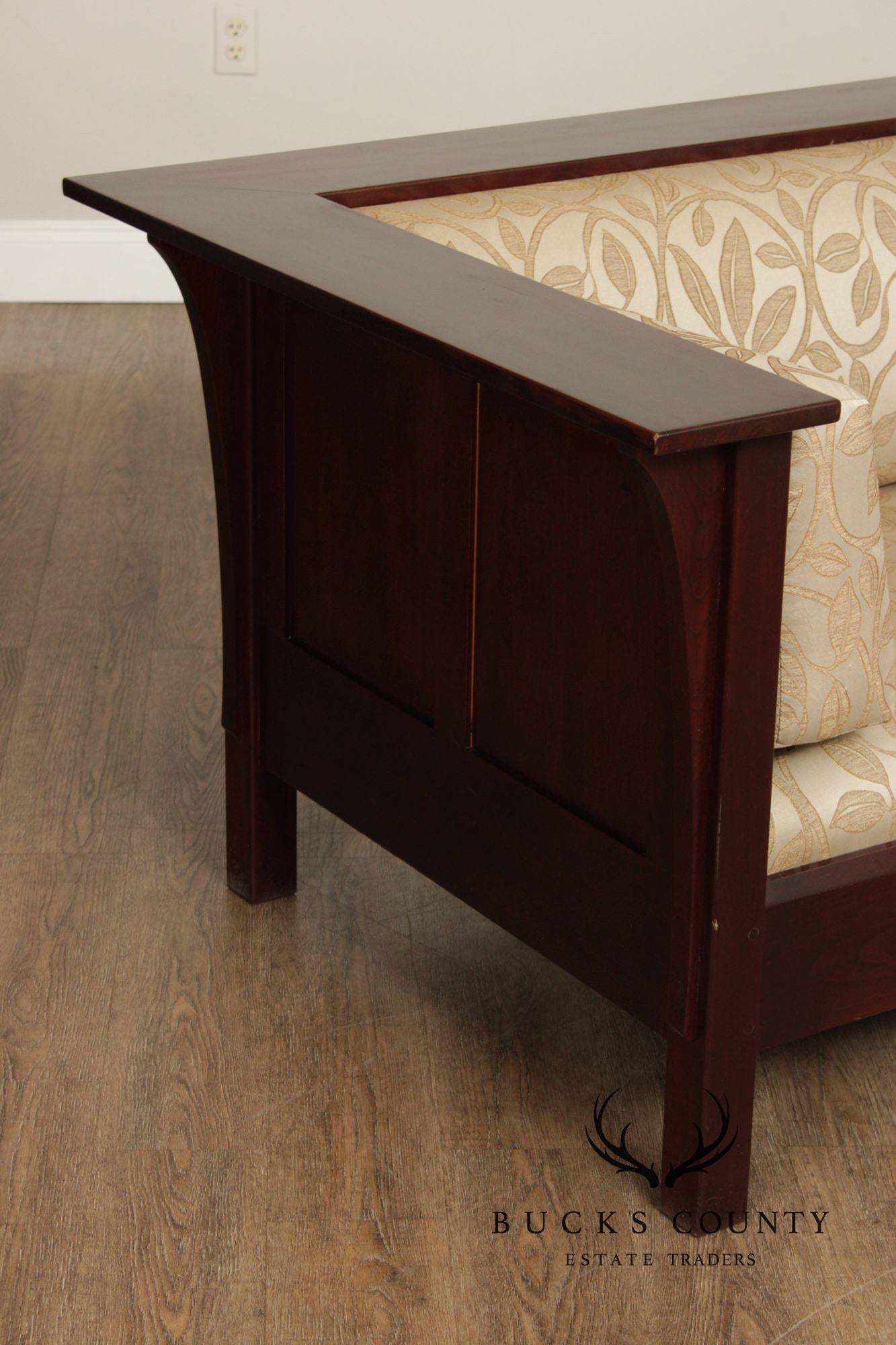 Stickley Mission Collection Cherry Prairie Settle