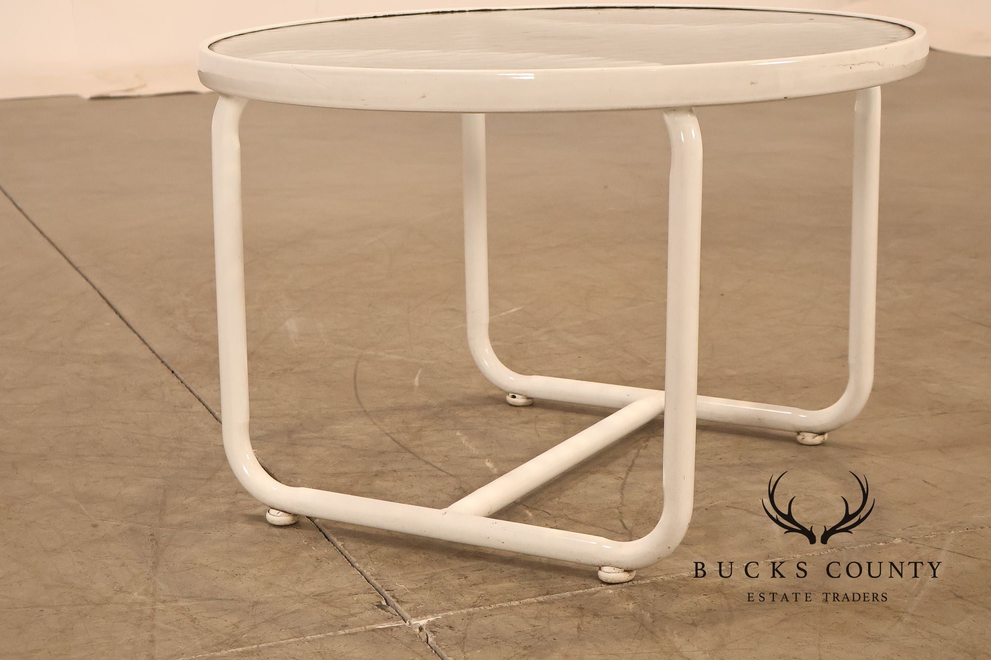 Brown Jordan 'Tamiami' Round Glass Top Patio Side Table