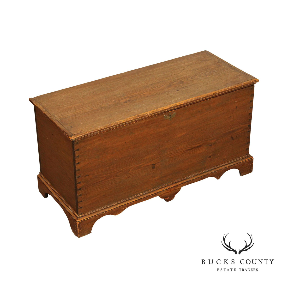 Antique Chippendale Style Dovetailed Blanket Chest With Till
