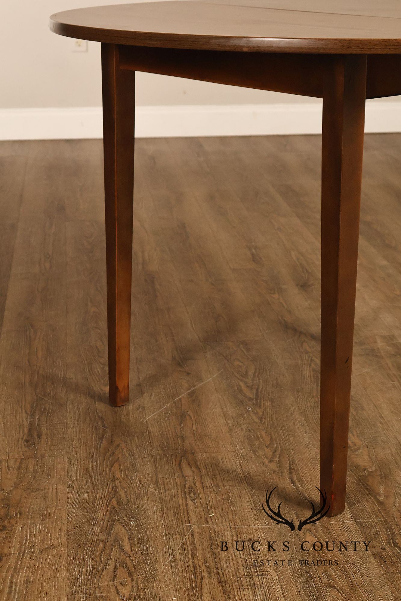 Mid Century Modern Round Expandable Dining Table