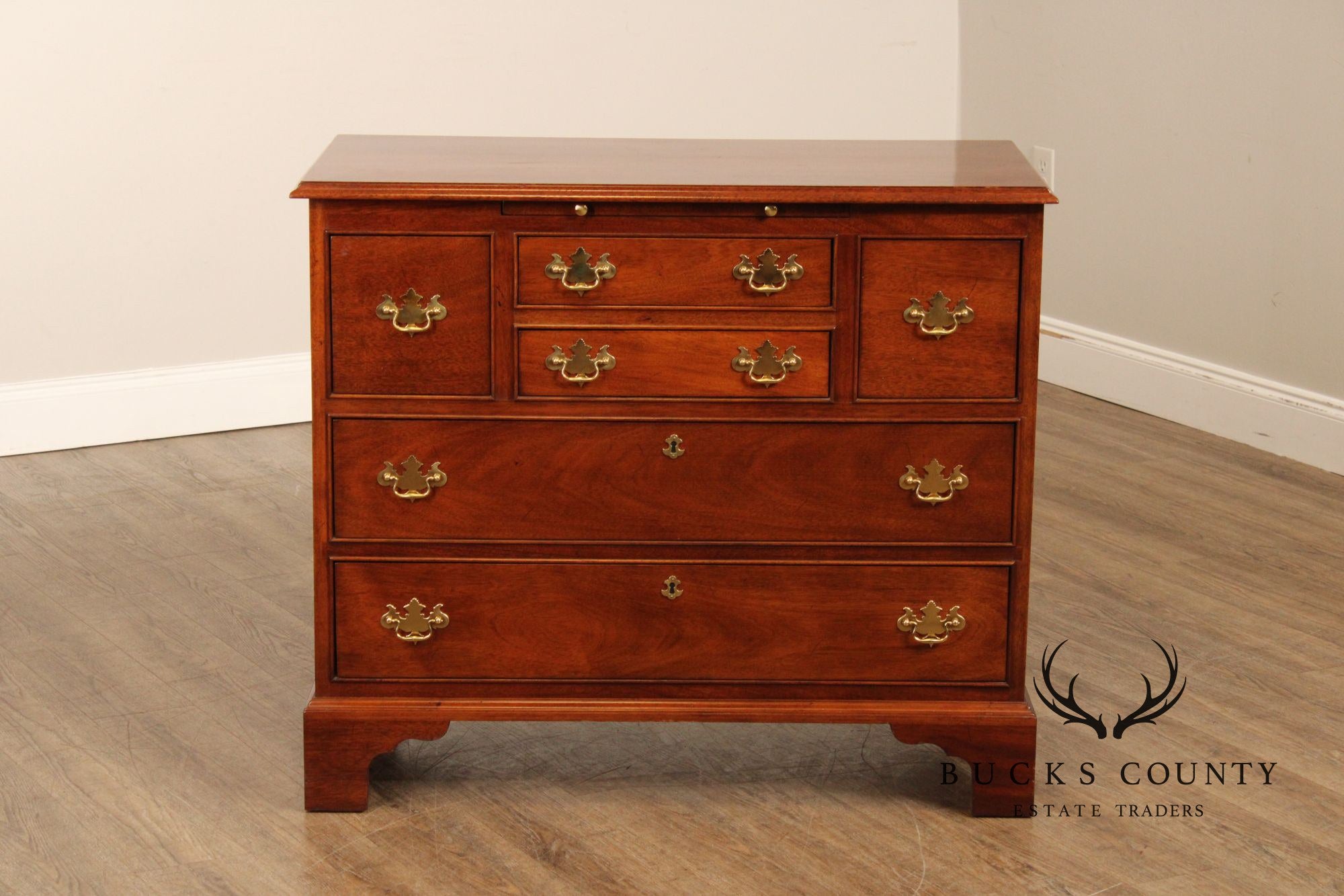 STICKLEY BACHELOR CHEST