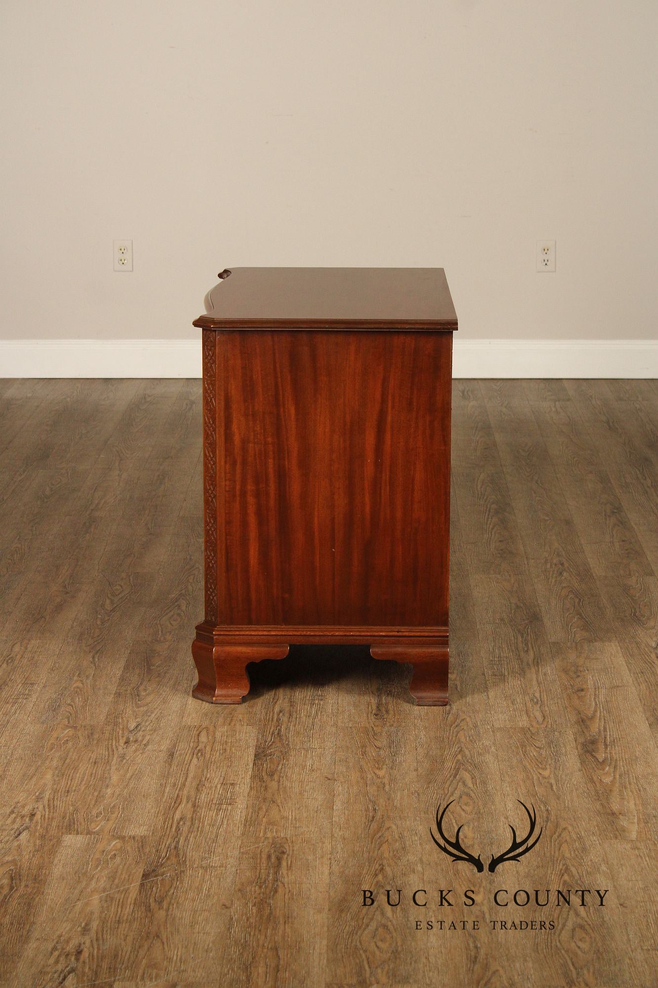 George III Style Mahogany Serpentine Front Chest Of Drawers