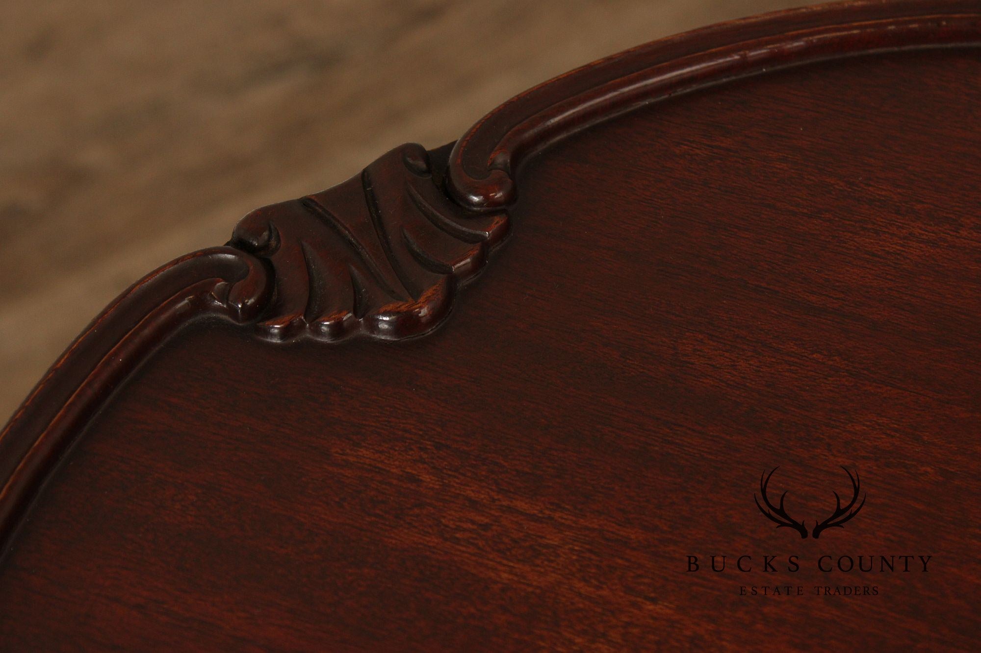 1940's Georgian Style Pair of Mahogany Tilt-Top Pedestal Tables