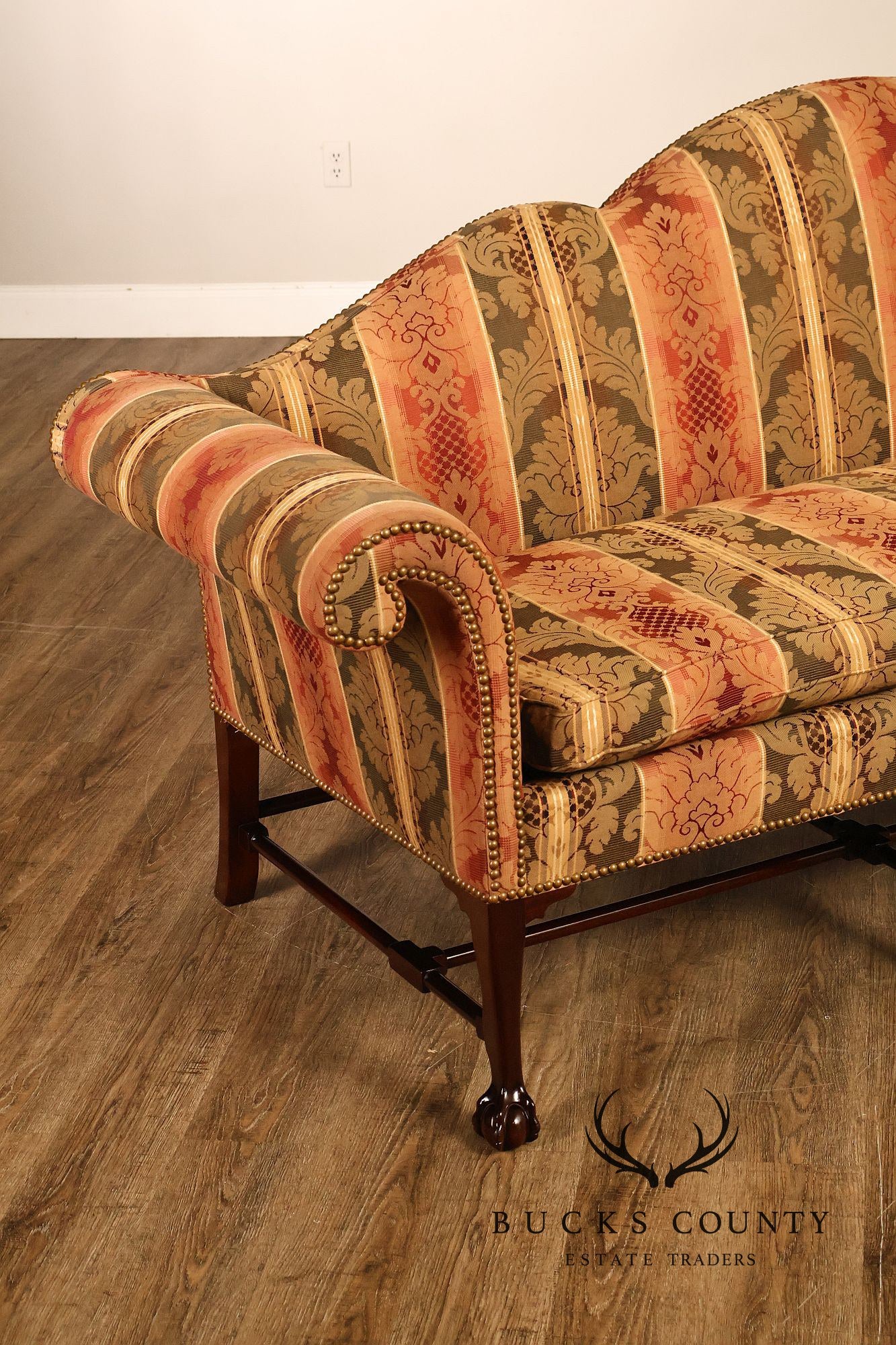 Kindel Winterthur Irish Georgian Chippendale Style Mahogany Camelback Sofa