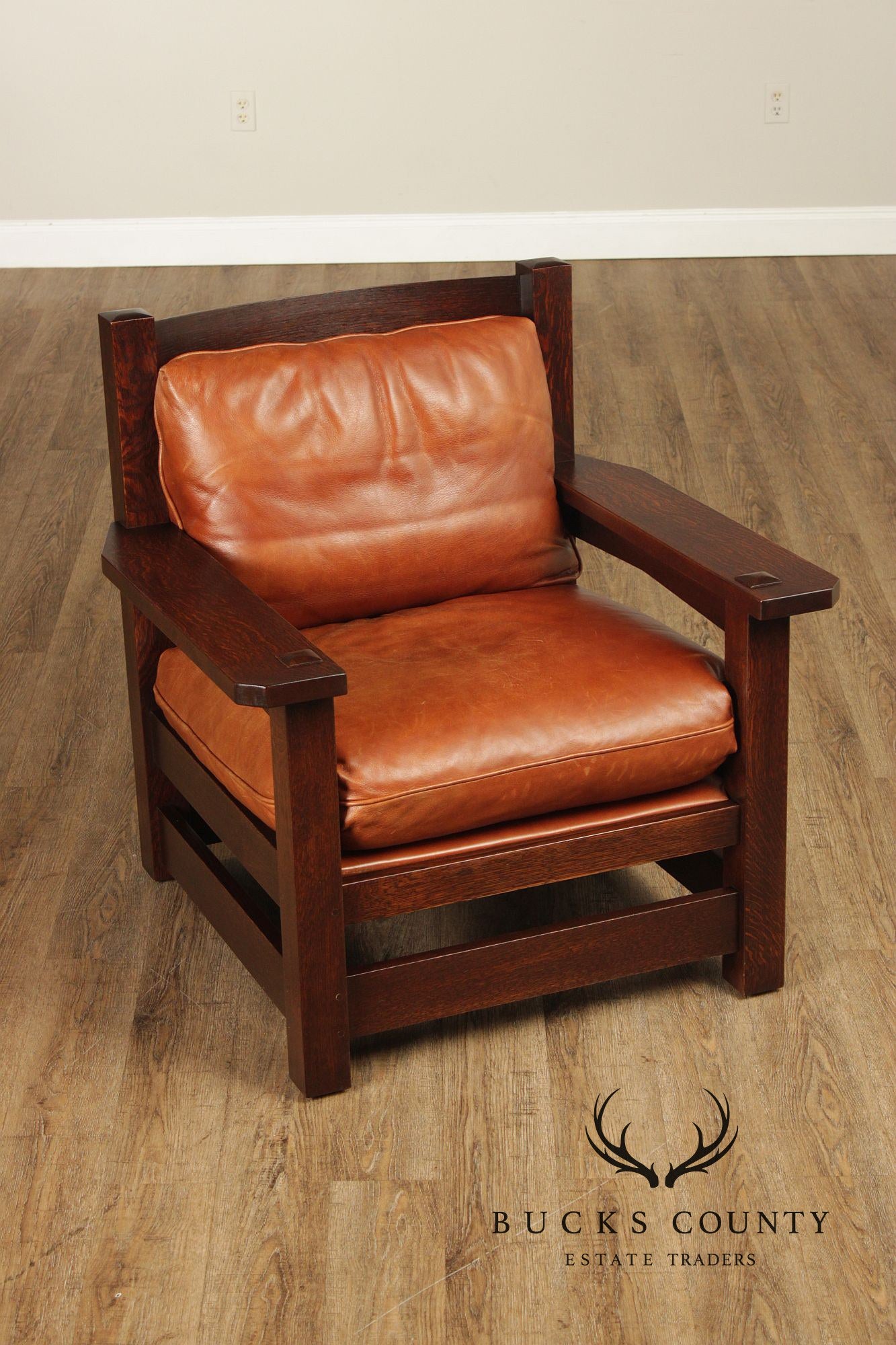 Stickley Mission Collection 'Eastwood' Armchair with Foot Stool