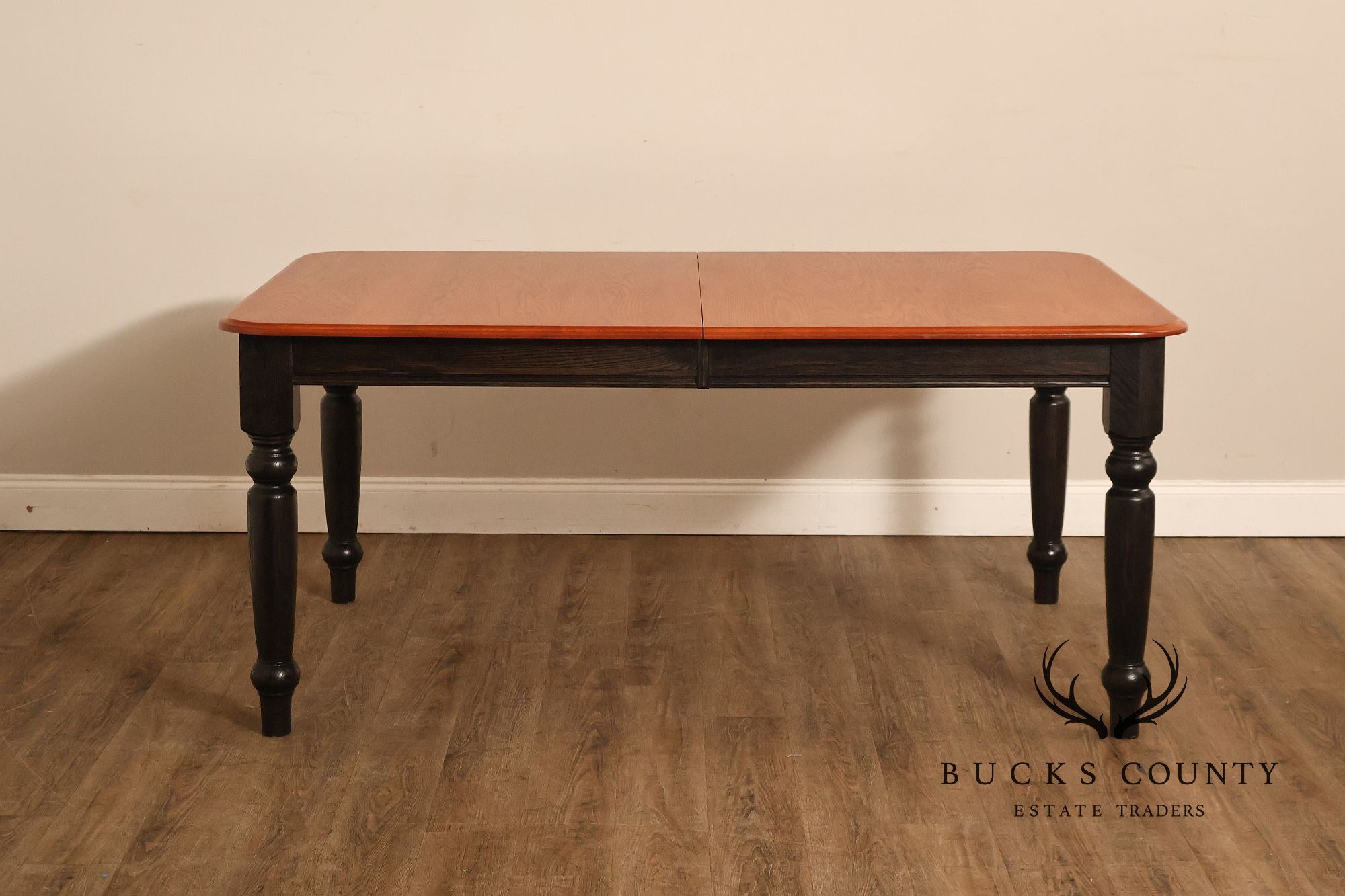 Farmhouse Style Oak Expandable Dining Table