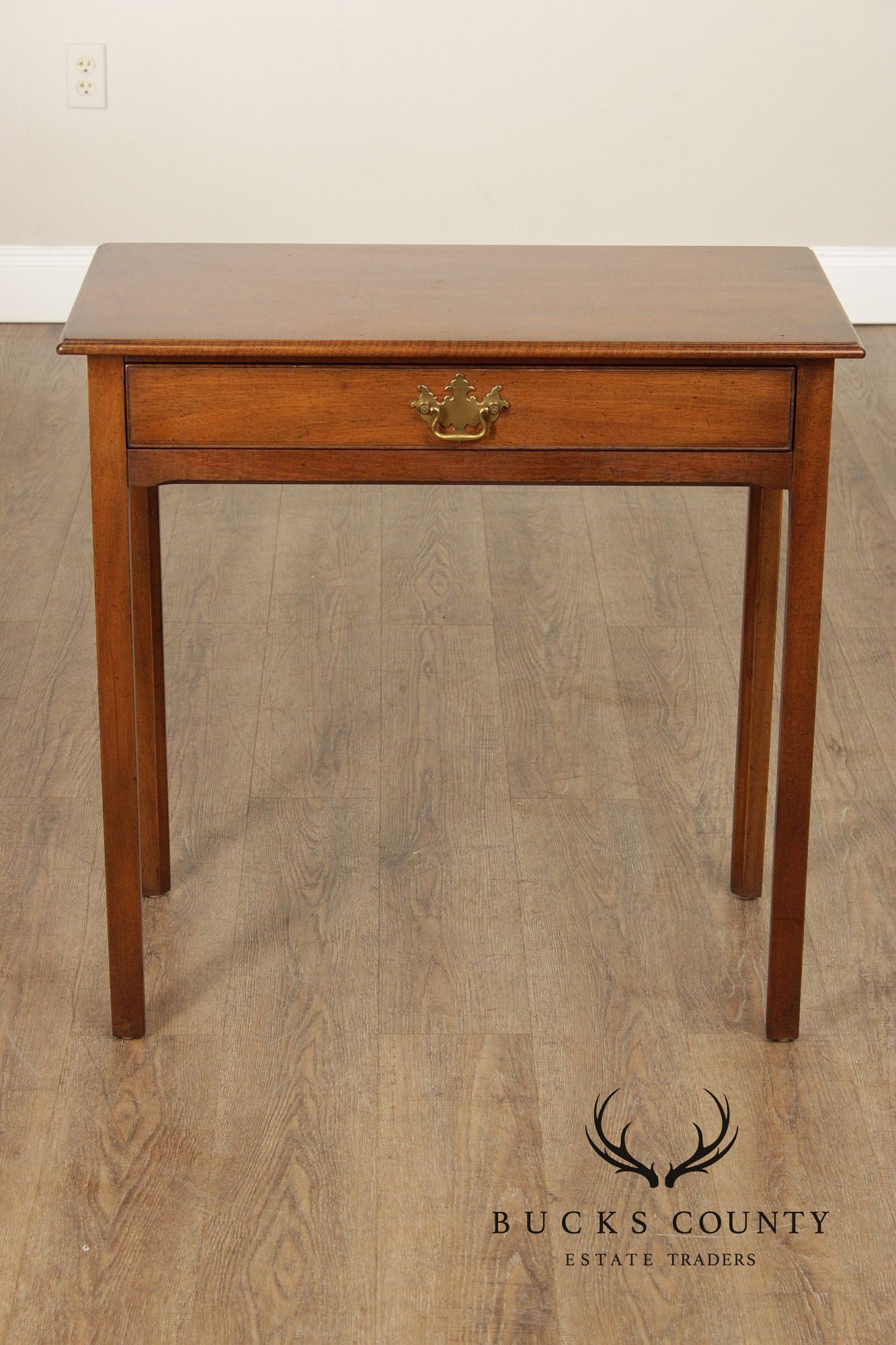 Kittinger Williamsburg Adaptation Pair of Mahogany Console Tables