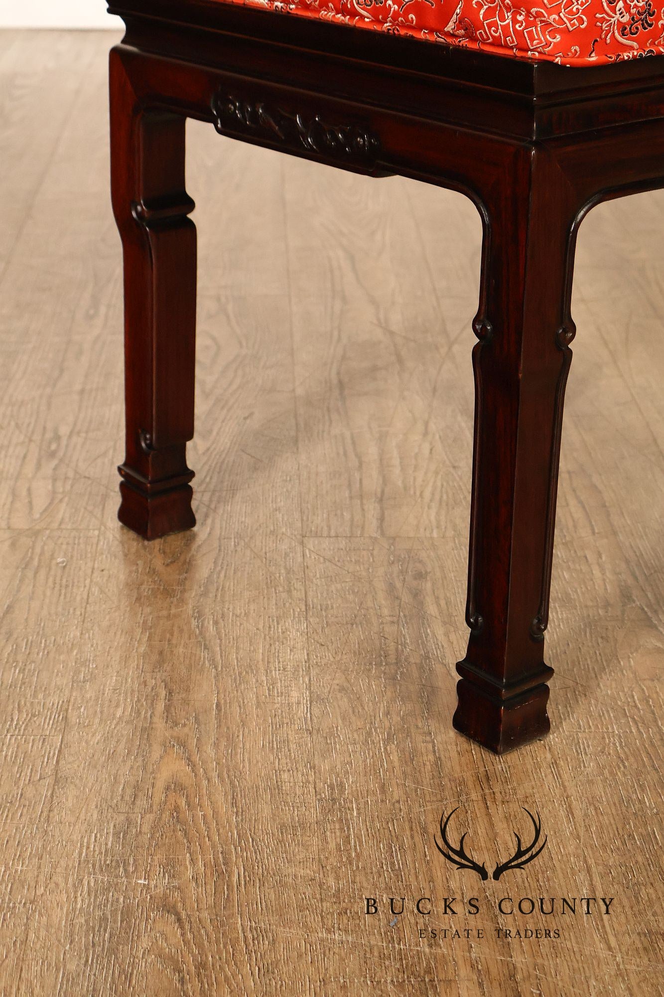 Chinese Style Set Of Eight Rosewood Dining Chairs With Carved Splats