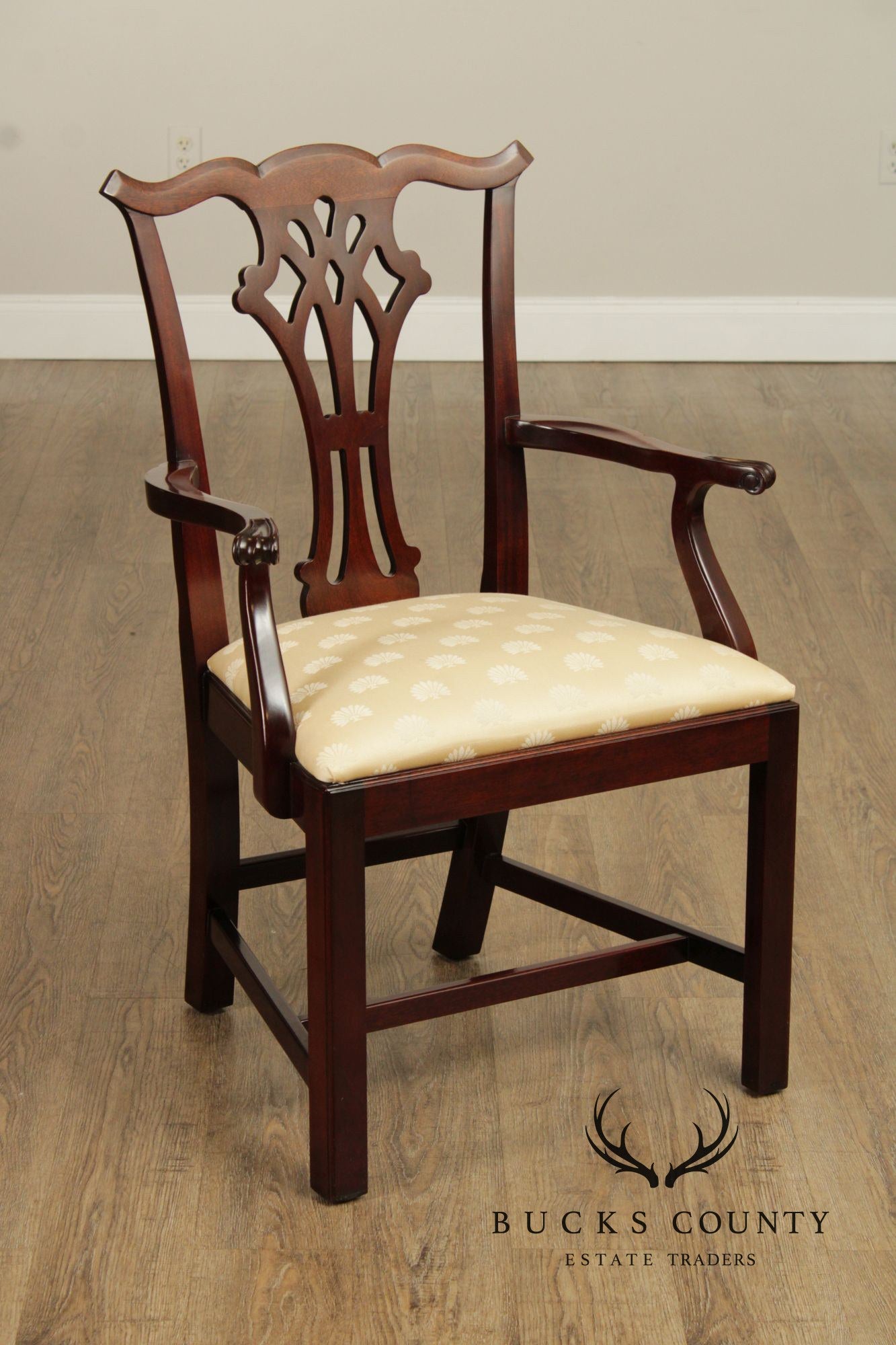 Kindel Chippendale Style Set of Eight Mahogany Dining Chairs
