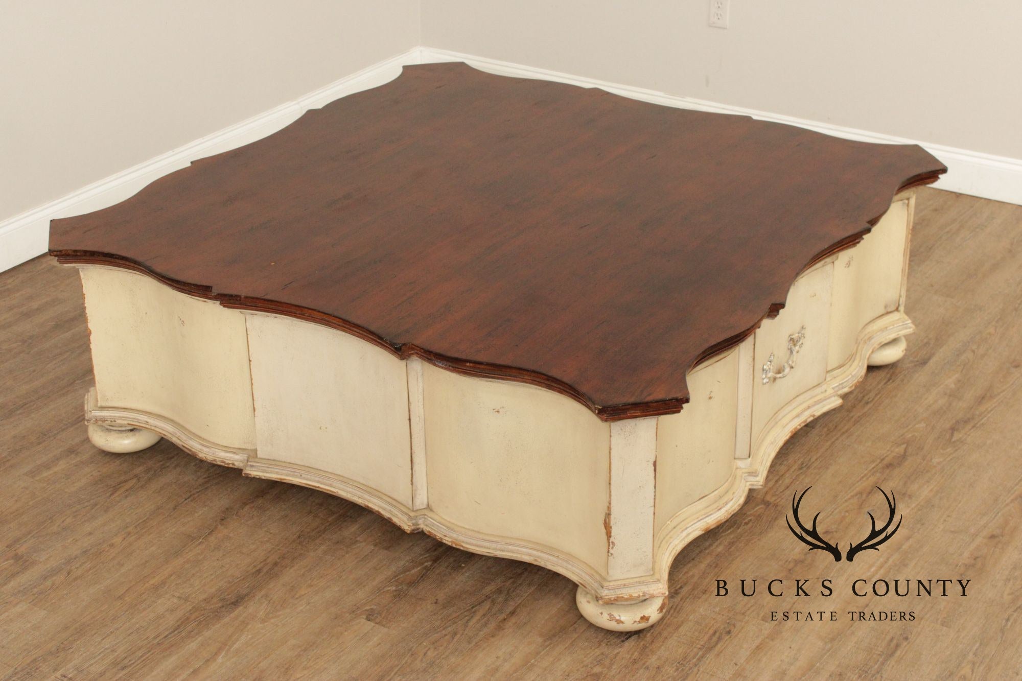 Habersham Plantation 'Plaza Collection' Large Coffee Table