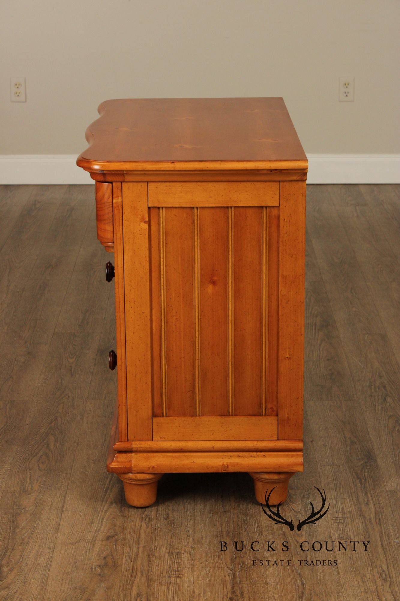 Stanley Furniture Pair of Pine Three-Drawer Nightstands