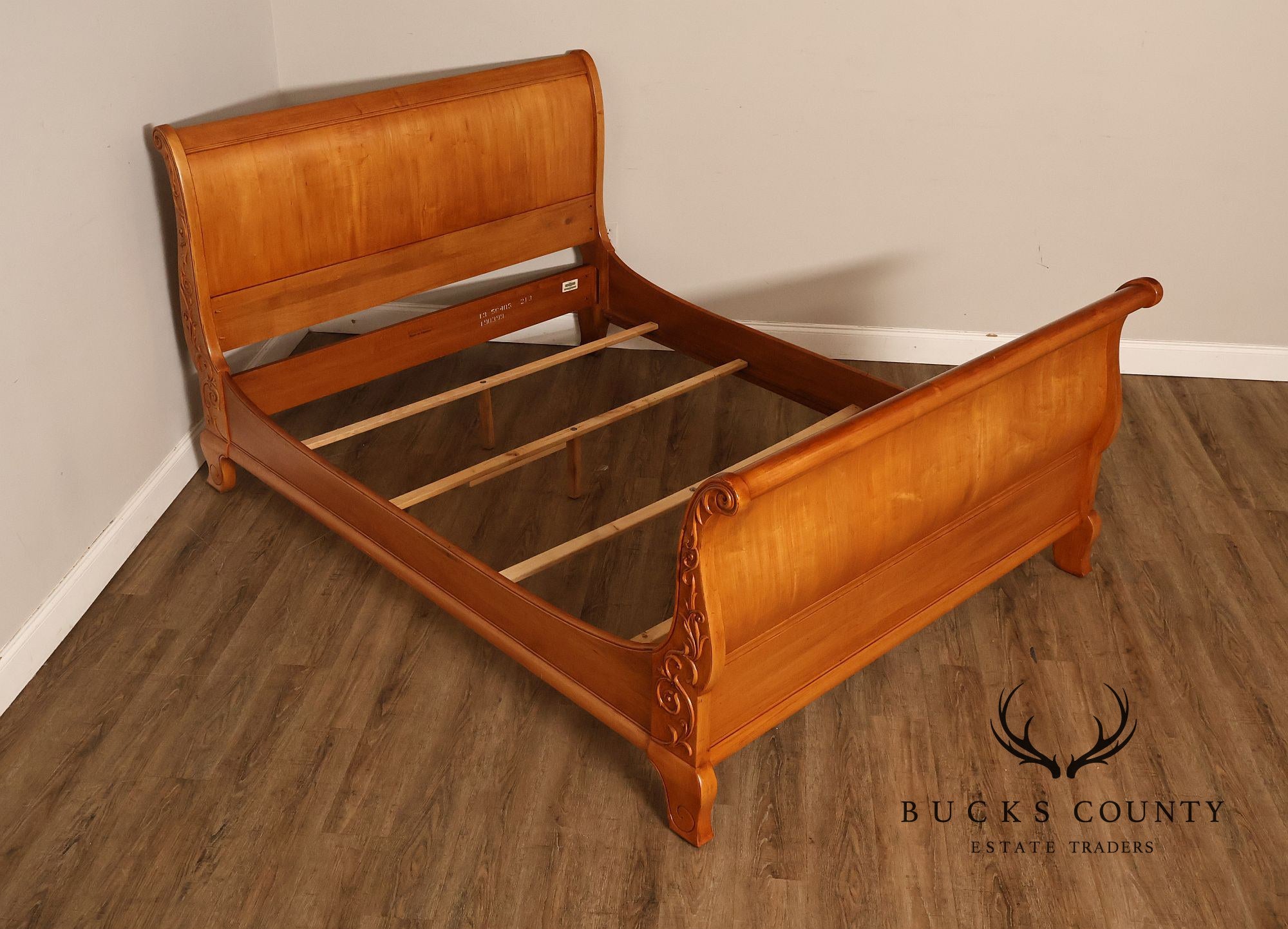 Ethan Allen Legacy Queen Sleigh Bed