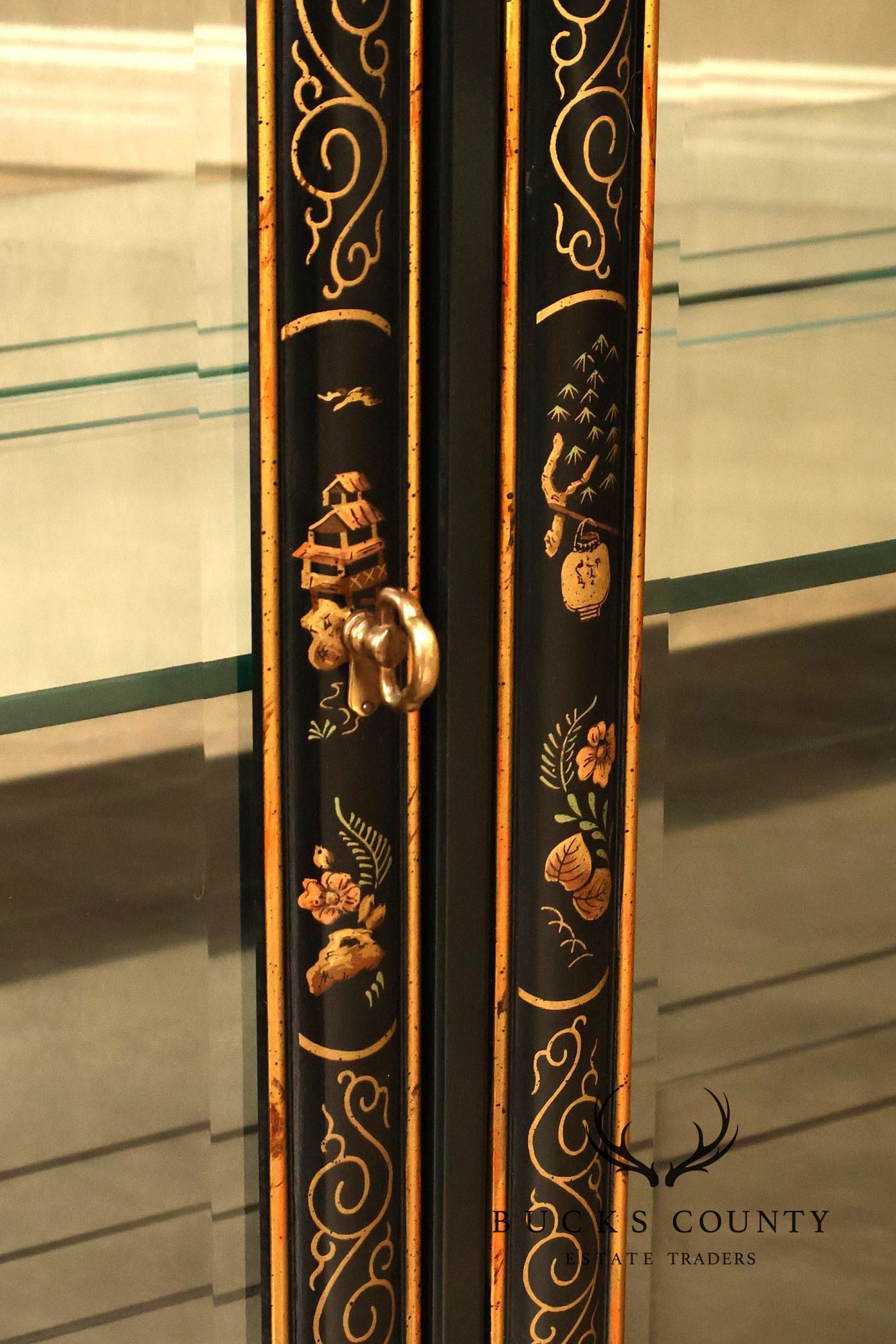 Drexel Heritage Et Cetera Asian Chinoiserie Hand Painted Lighted China Display Cabinet