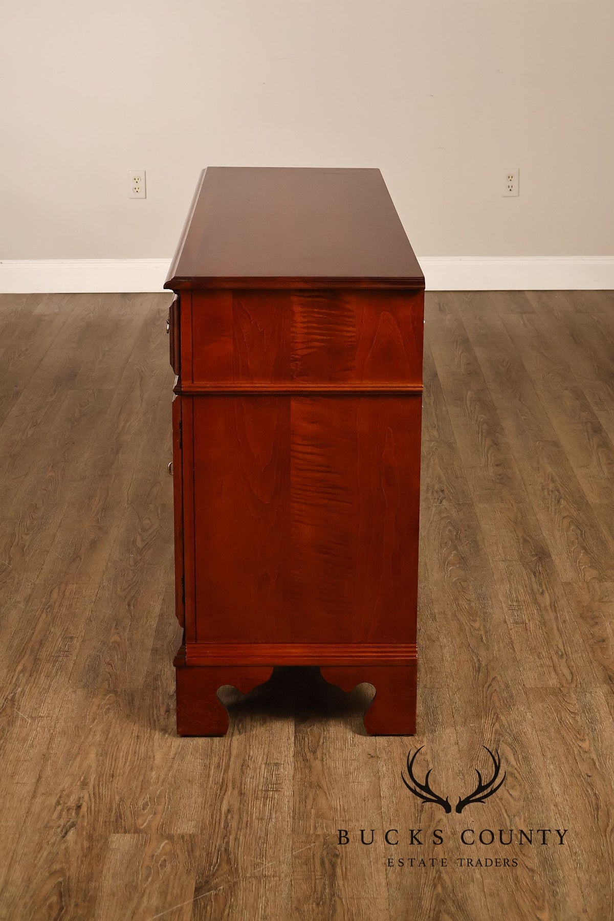 Pennsylvania House Medallion Collection Cherry Sideboard Buffet