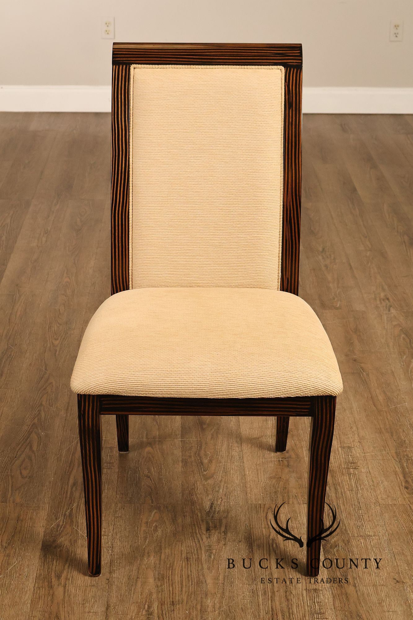 Giorgio Collection Natural Wood Pedestal Dinning Table and 8 Chairs
