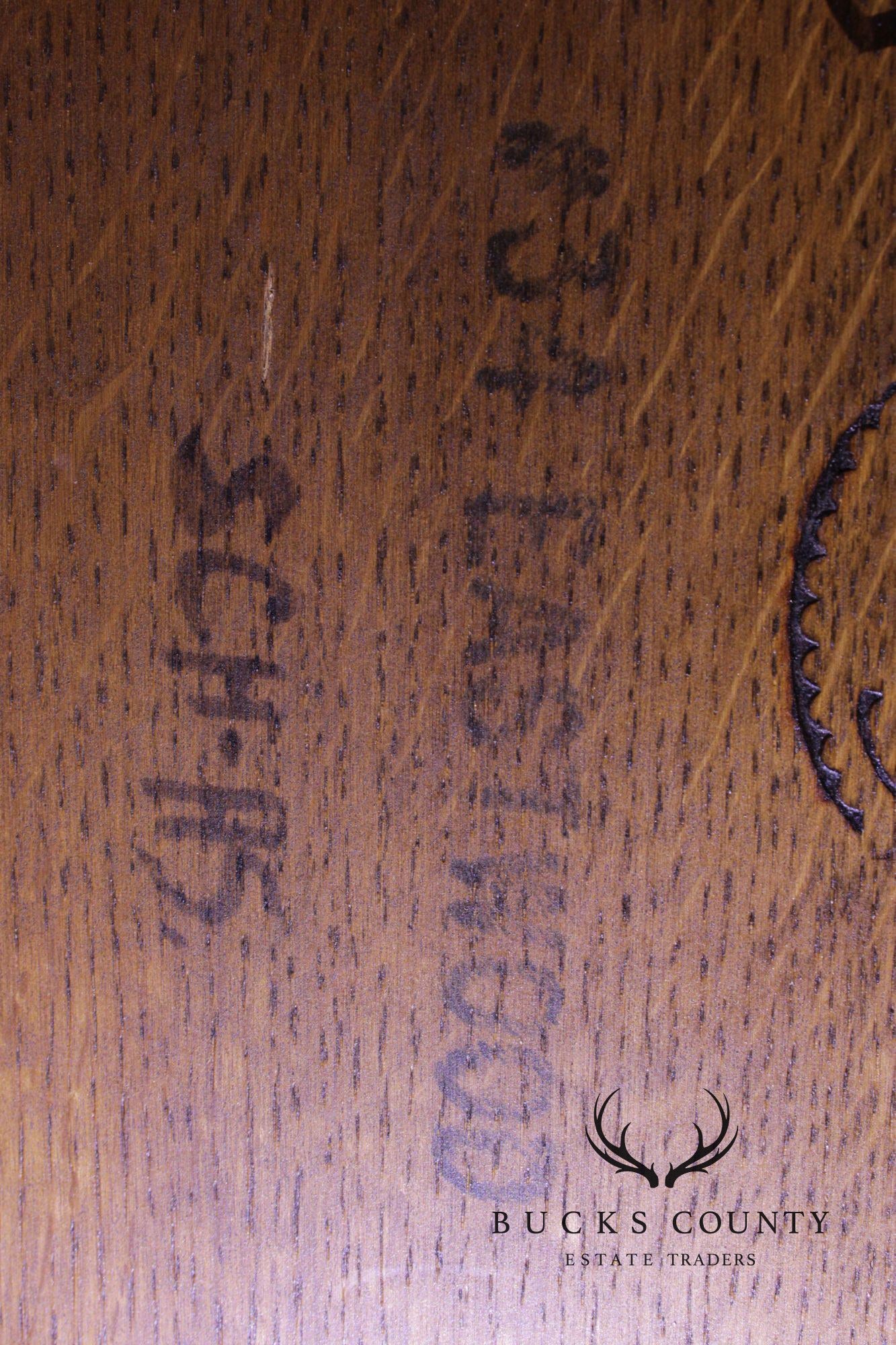 Stickley Mission Collection Expandable Oak Keyhole Dining Table