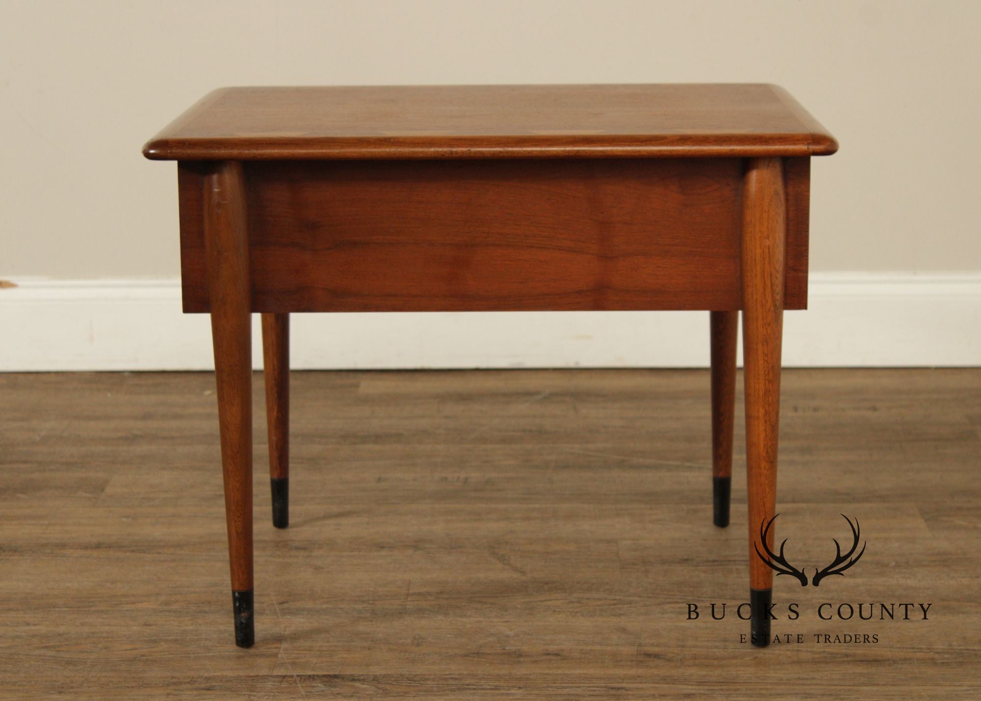 Lane Acclaim Mid Century Modern Pair Of Walnut End Tables