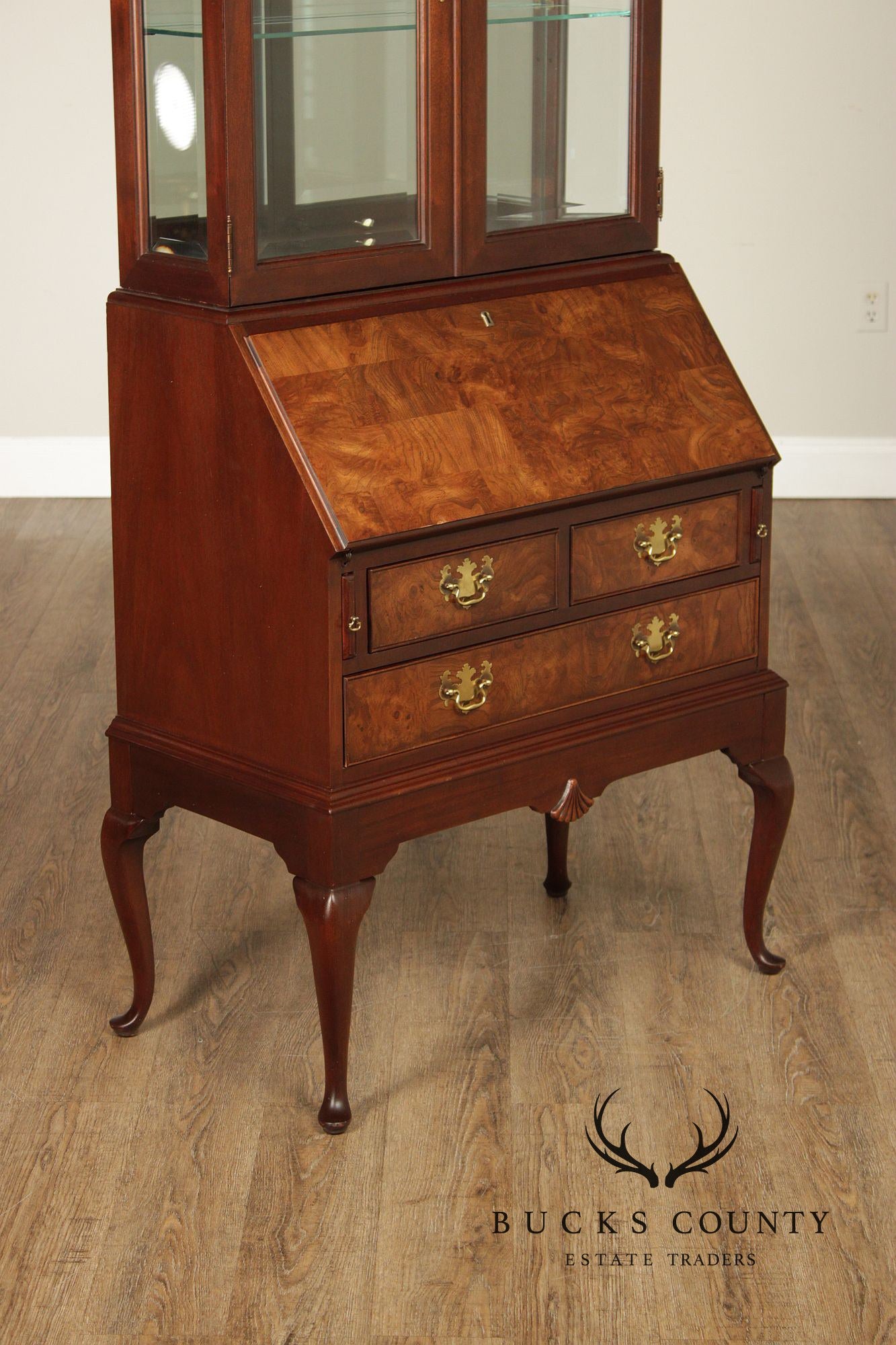 Hekman Georgian Style Lighted Secretary Desk And Display Cabinet