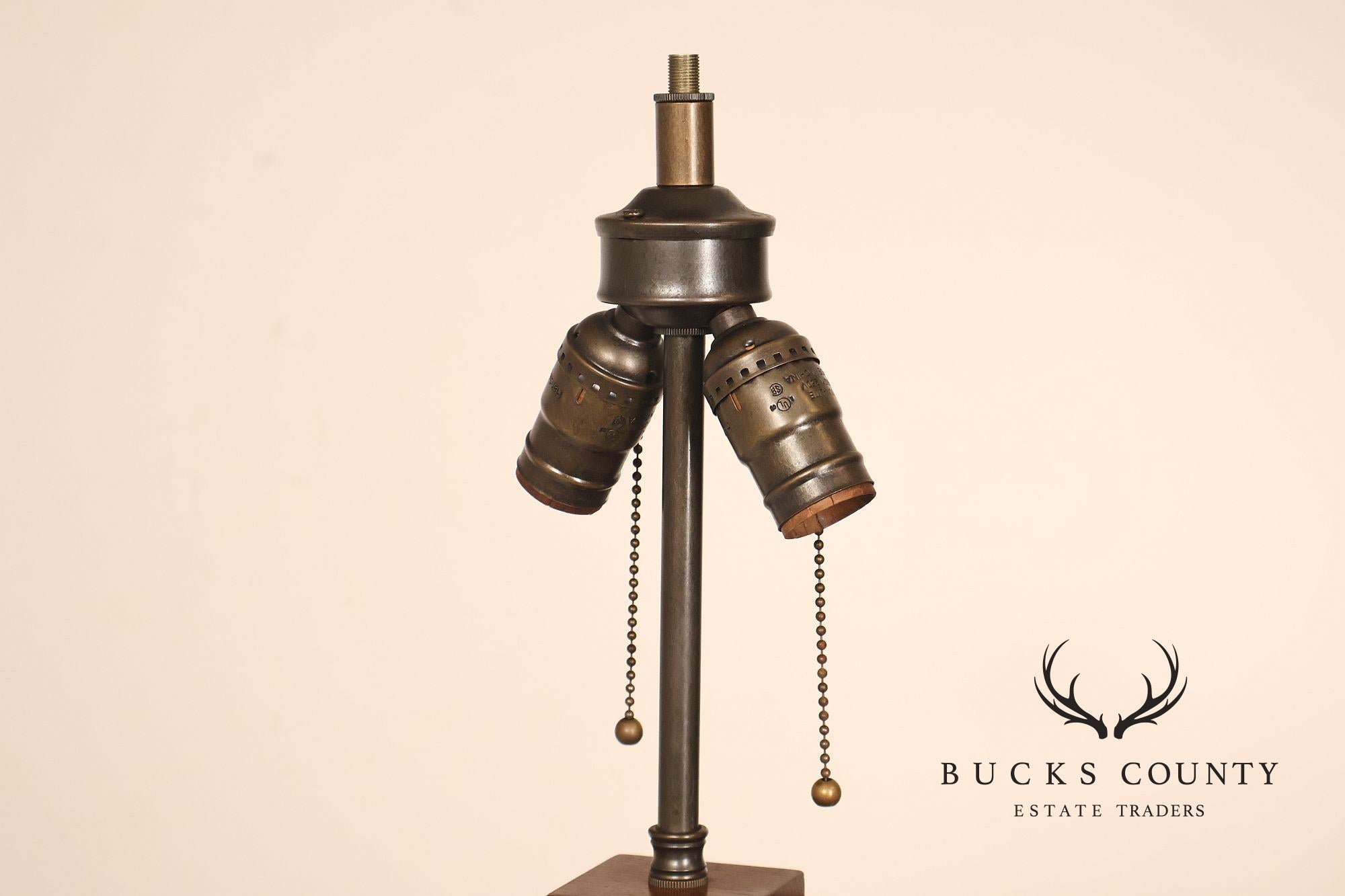 Stickley Mission Collection Oak Ellis Table Lamp