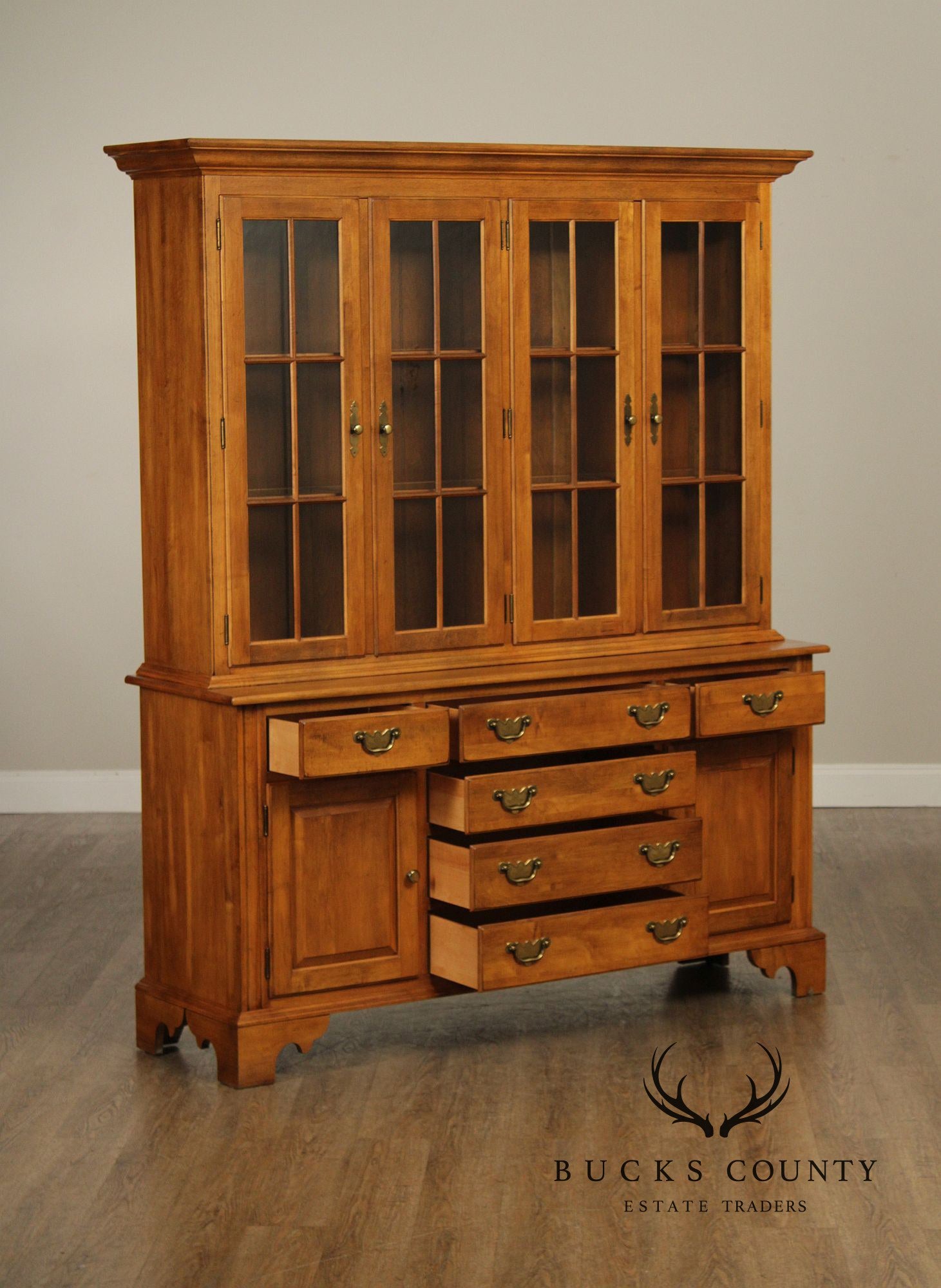 Ethan Allen 1776 Collection Maple Lighted China Cabinet