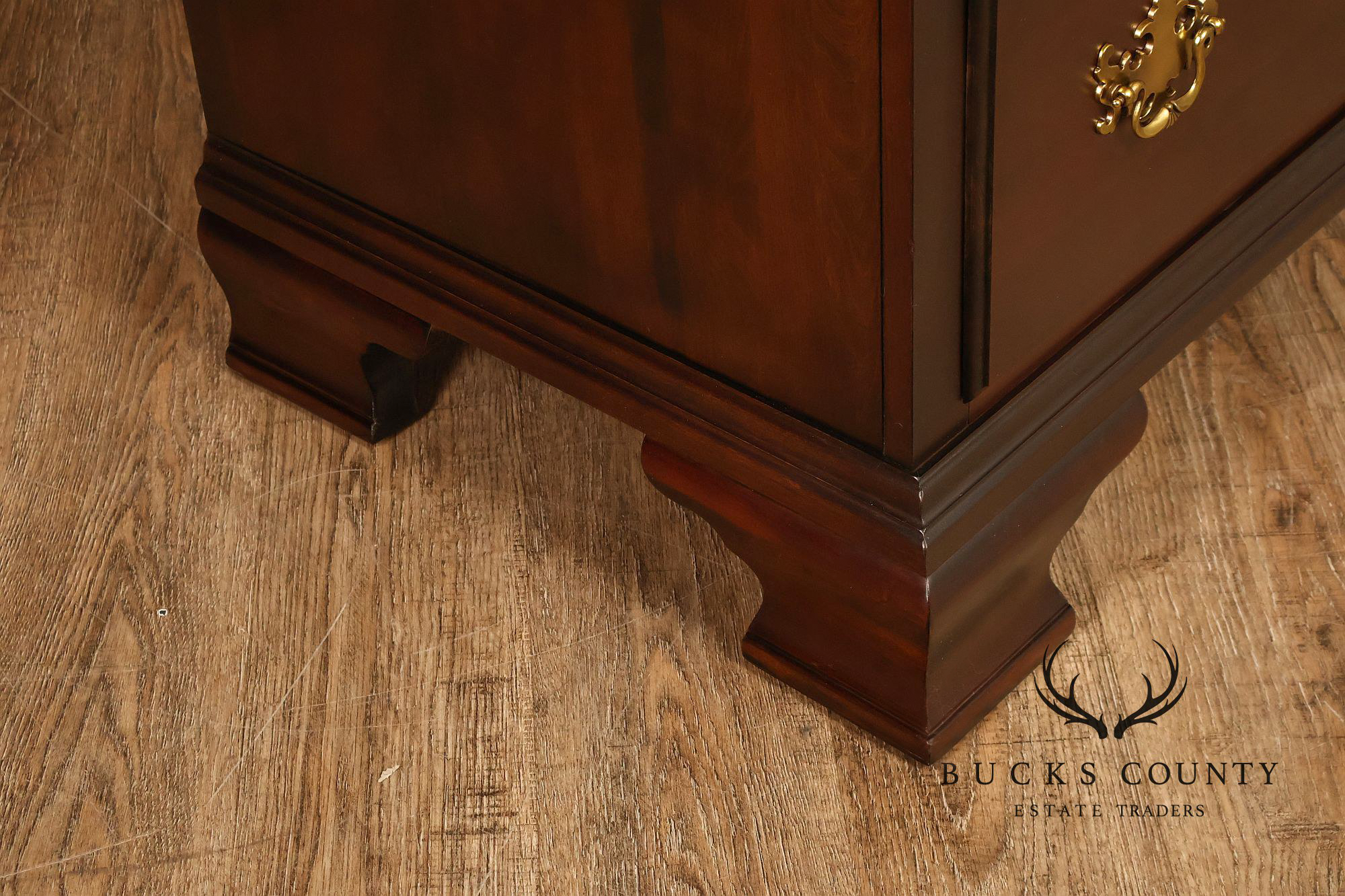 Kincaid Furniture Traditional Cherry Gentleman’s Chest Armoire