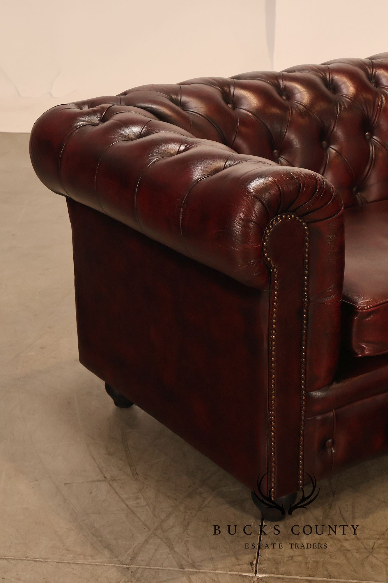 Chesterfield Style Oxford Red Tufted Leather Sofa