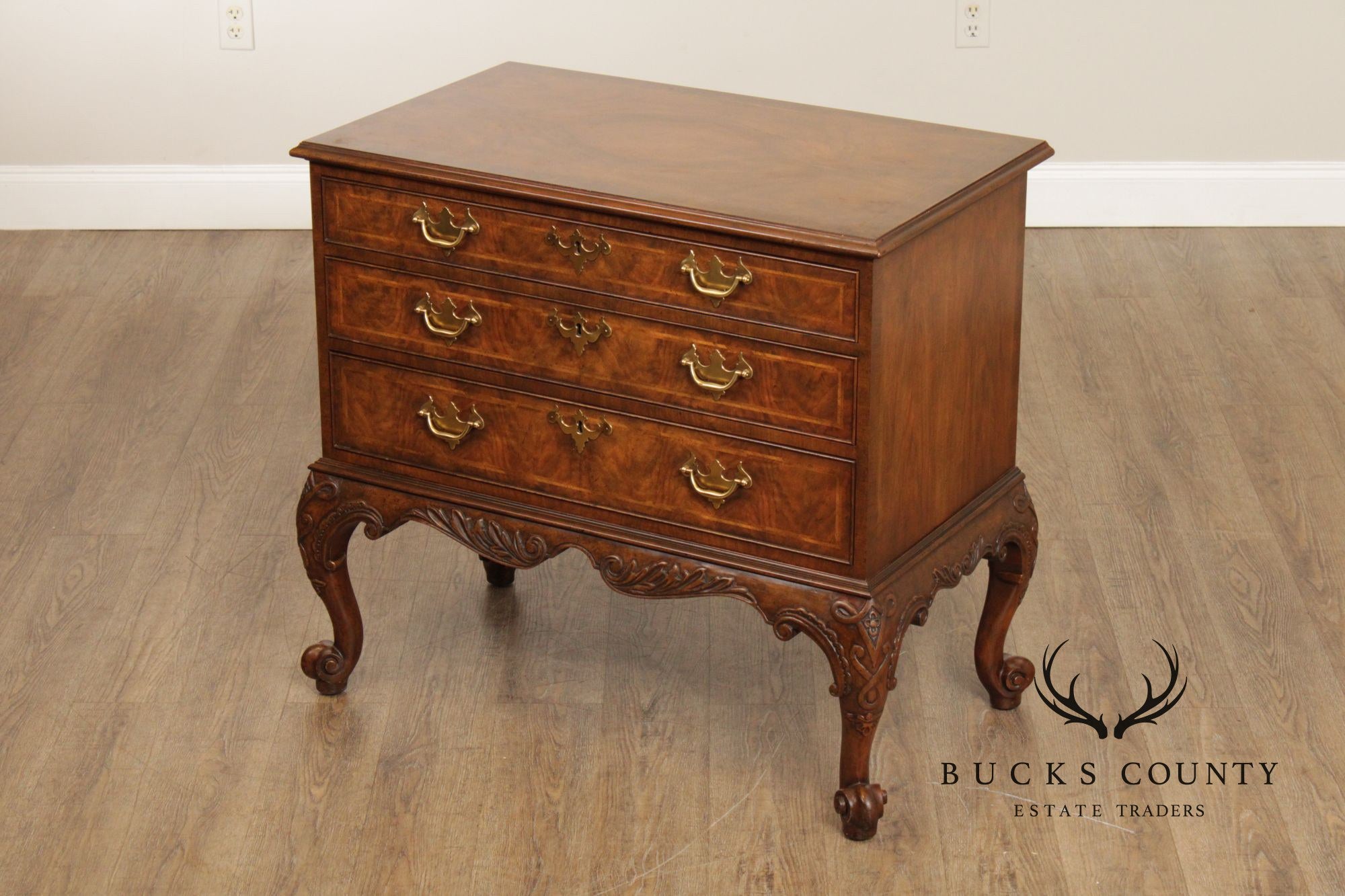 Baker Stately Homes Georgian Style Walnut Chest Of Drawers