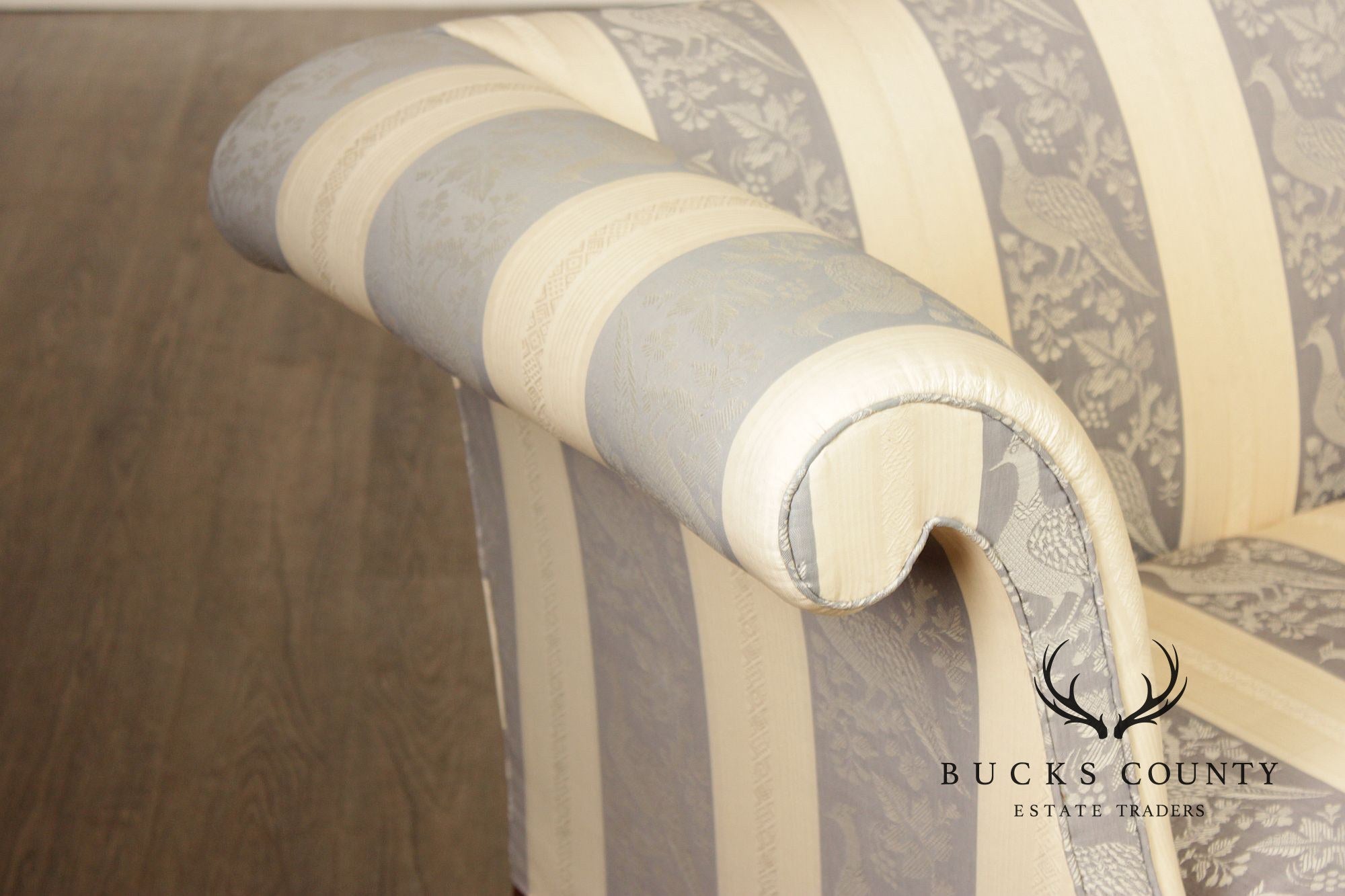 Kittinger Williamsburg Chippendale Style Mahogany Camelback Sofa