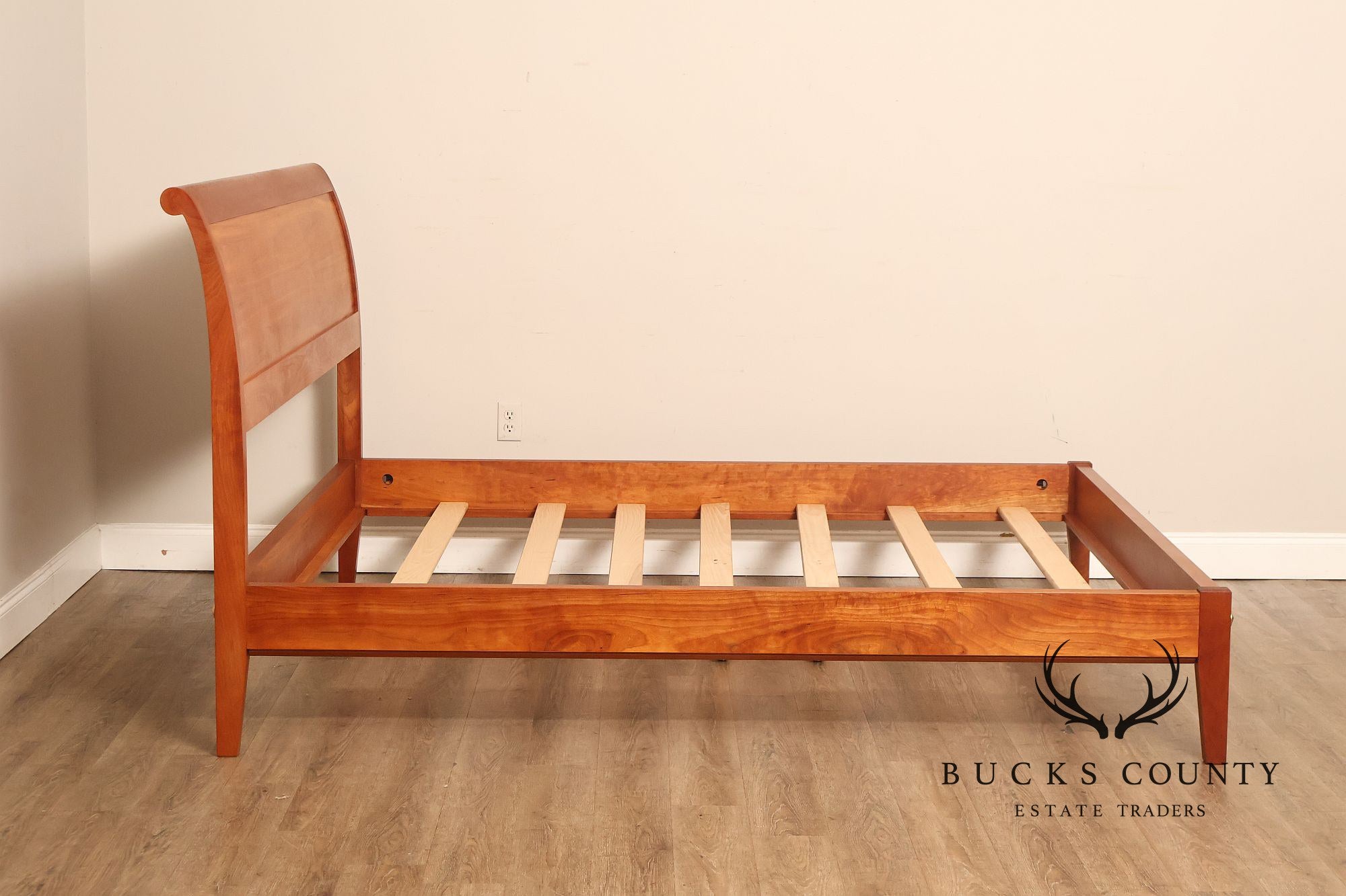 Thomas Moser Cherry King Sleigh Bed