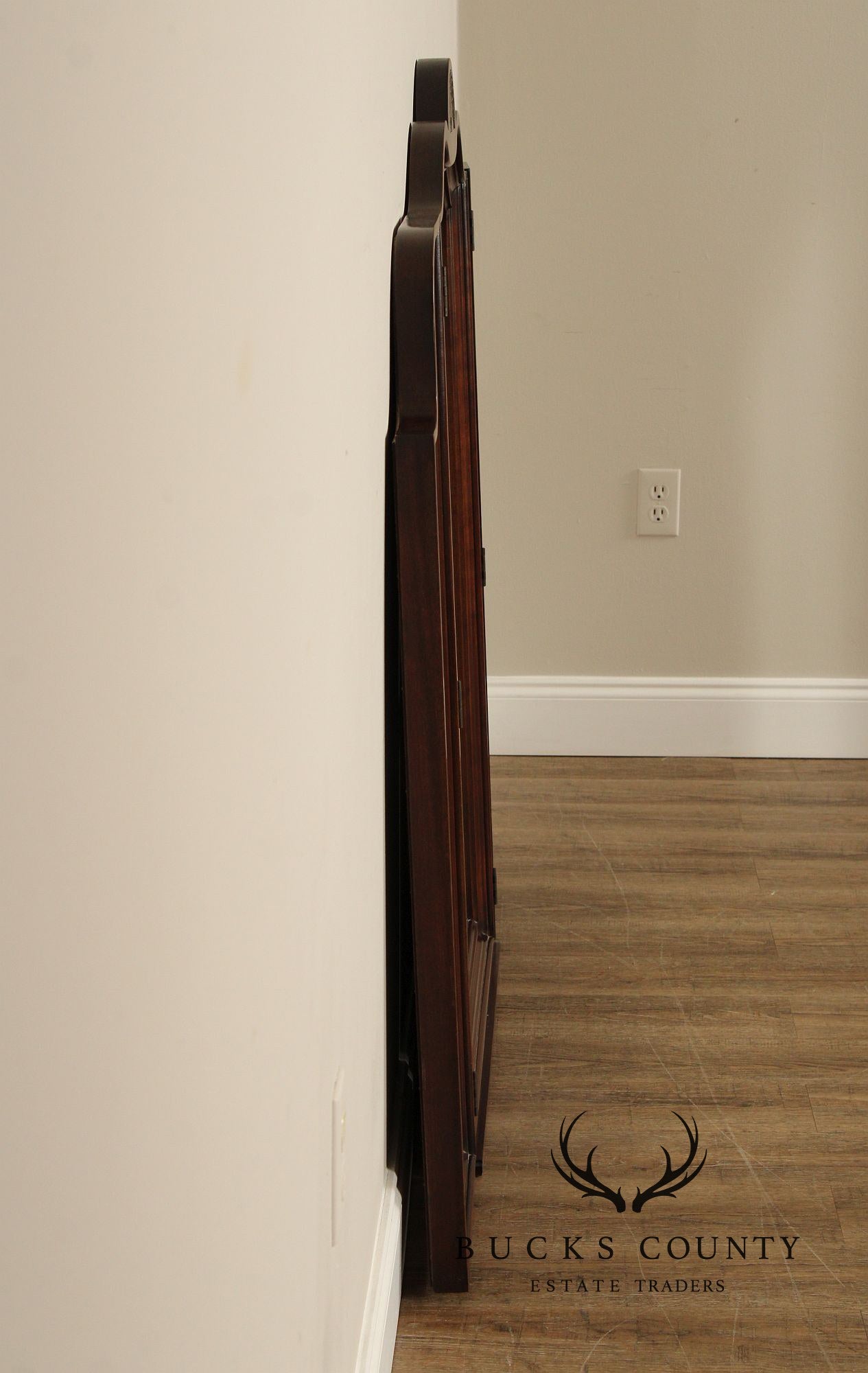 Harden Queen Anne Style Cherry Tri-Fold Dresser Mirror