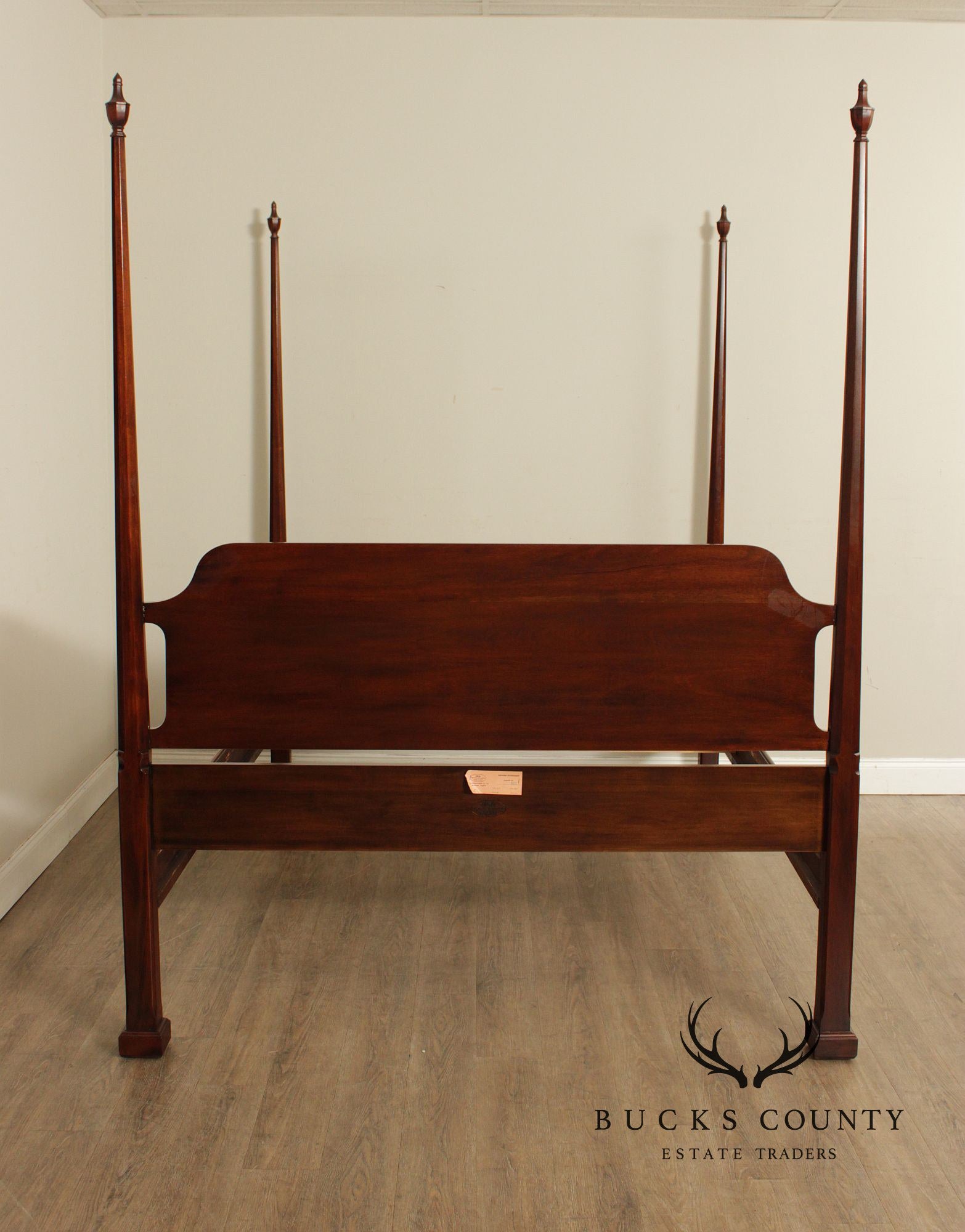 Henkel Harris Virginia Galleries Genuine Mahogany Queen Size Four Poster Bed