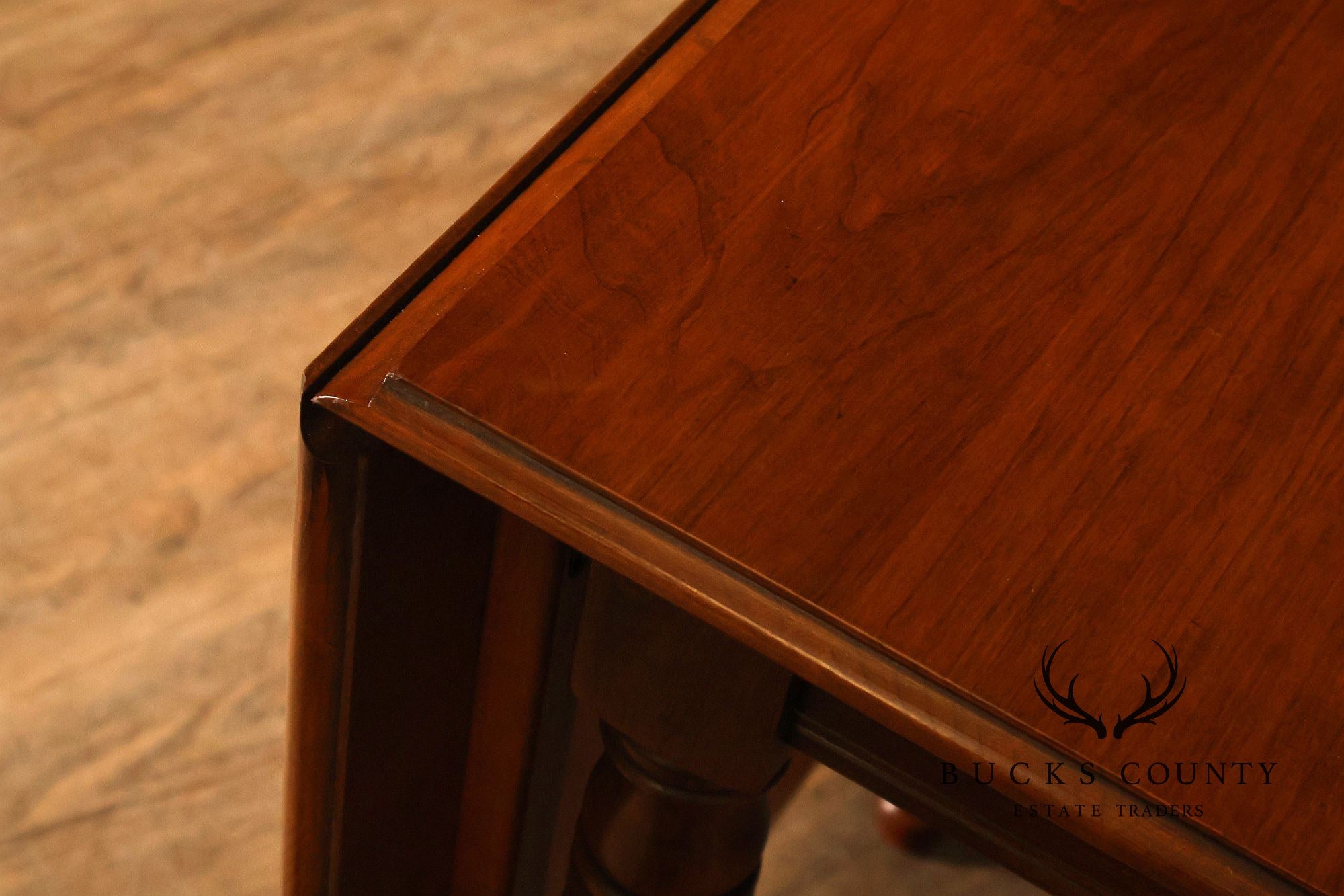 Pennsylvania House Cherry Drop Leaf Dining Table With Leaves