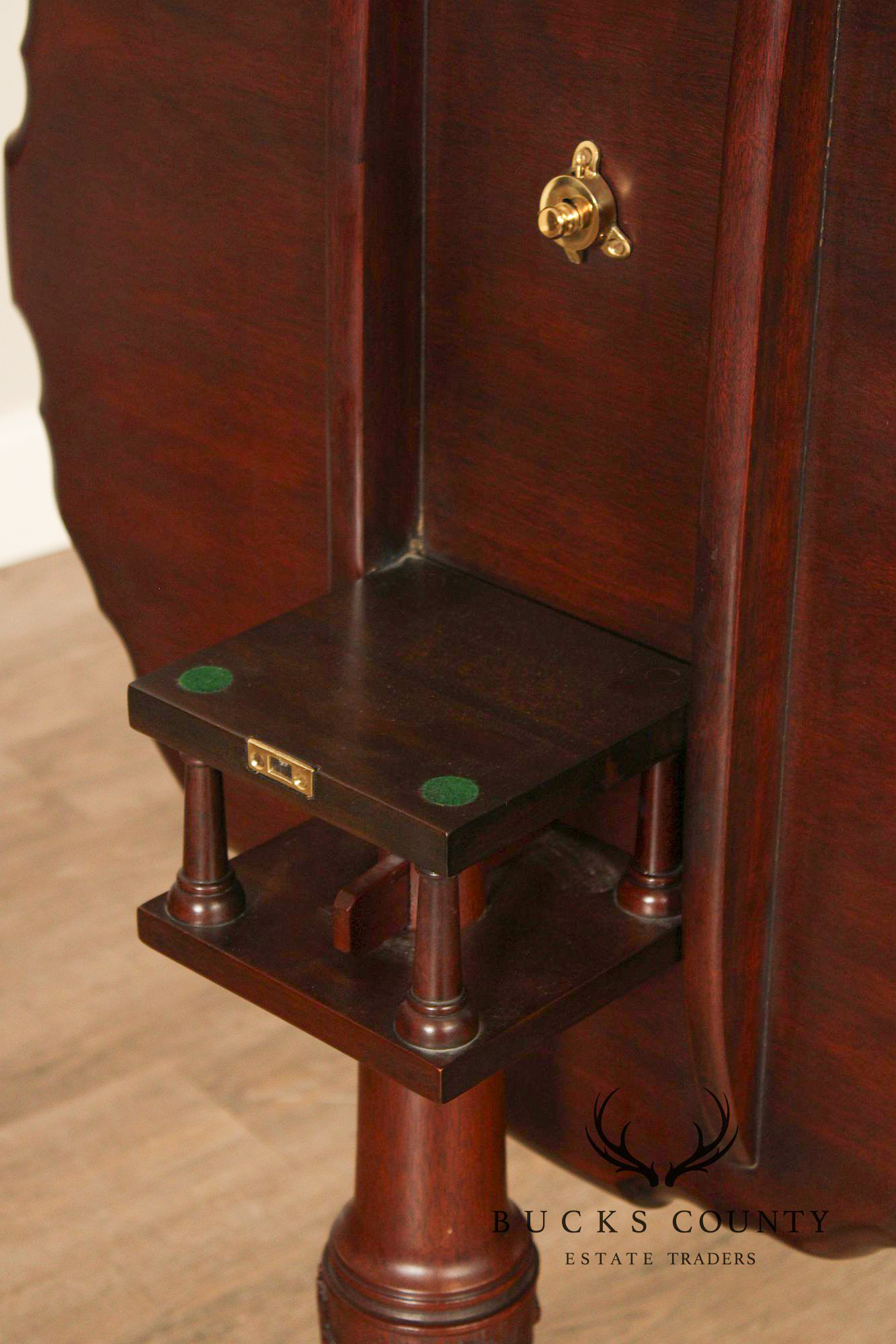 Henkel Harris Chippendale Style Mahogany Tilt Top Tea Table