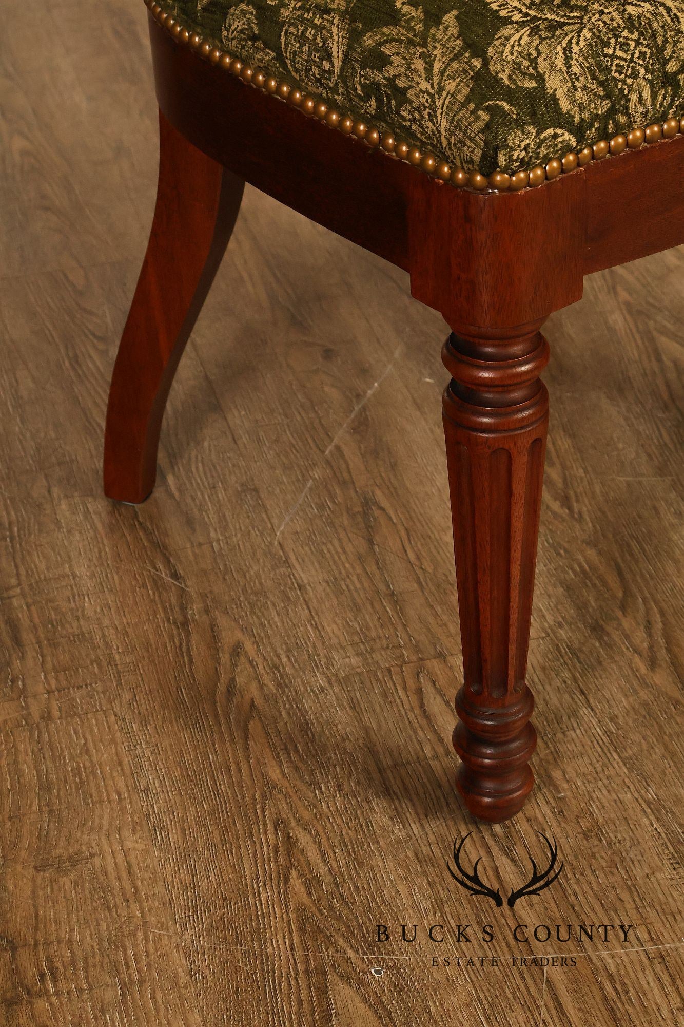 Henredon English Regency Style Set of Eight Mahogany Dining Chairs
