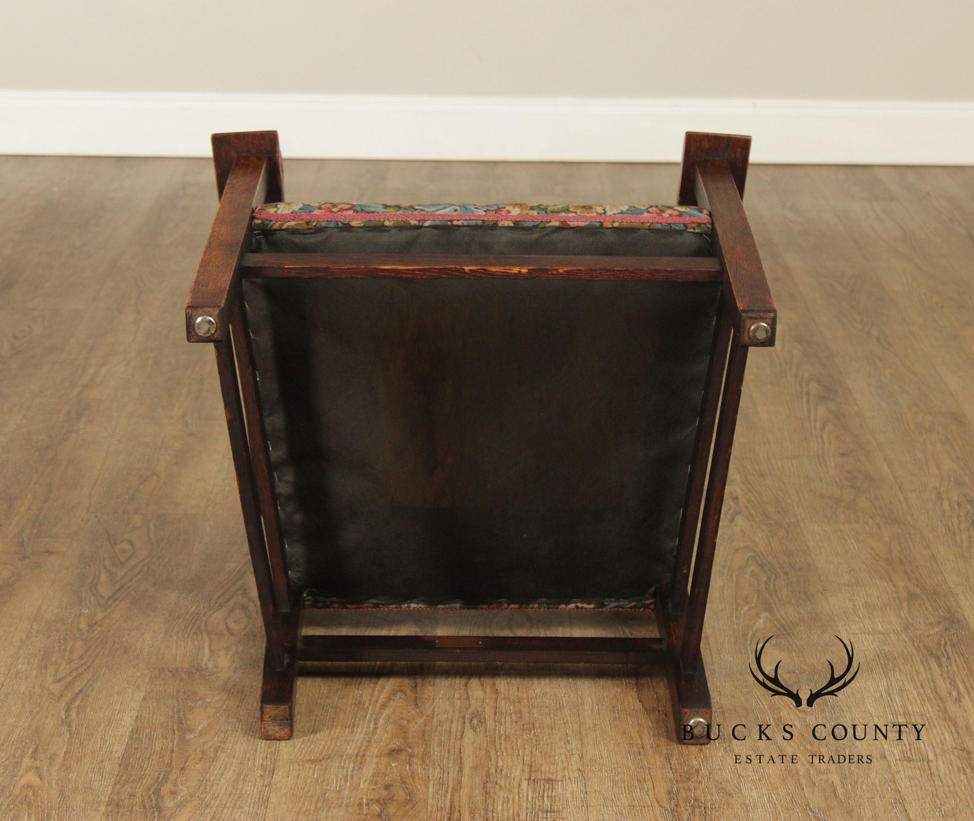 Stickley Brothers Quaint Furniture Mission Oak Armchair