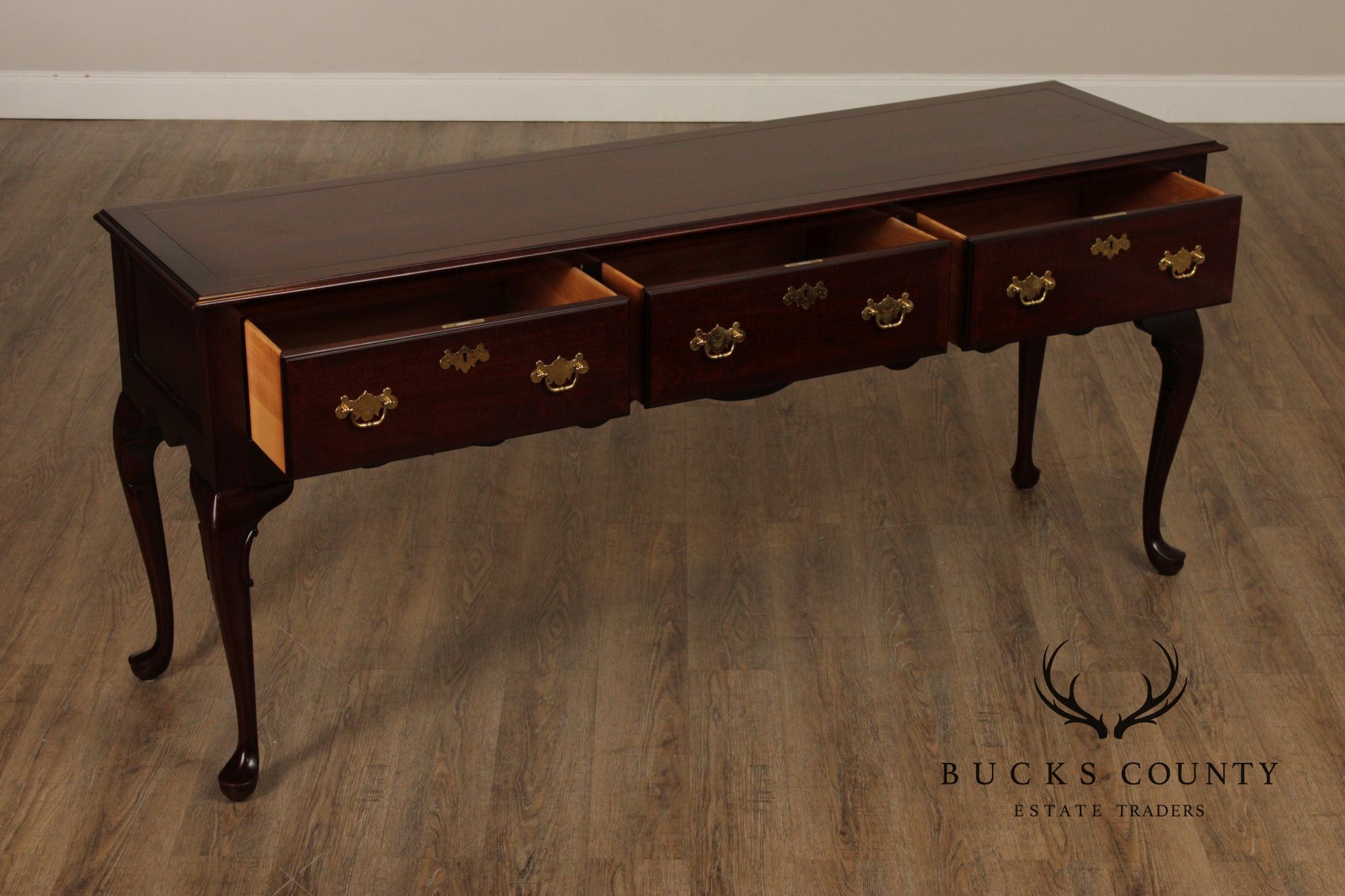 Kindel Queen Anne Style Mahogany Sideboard