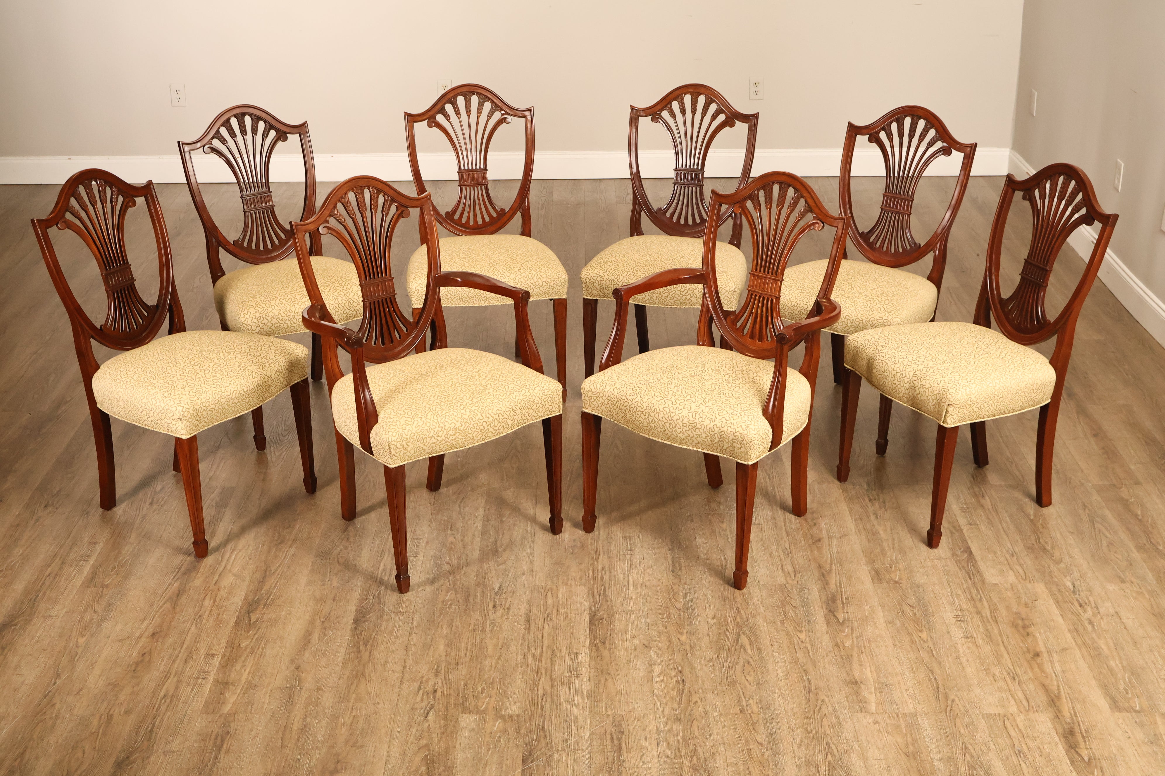Stickley Hepplewhite Style Set of Eight Mahogany Shield Back Dining Chairs