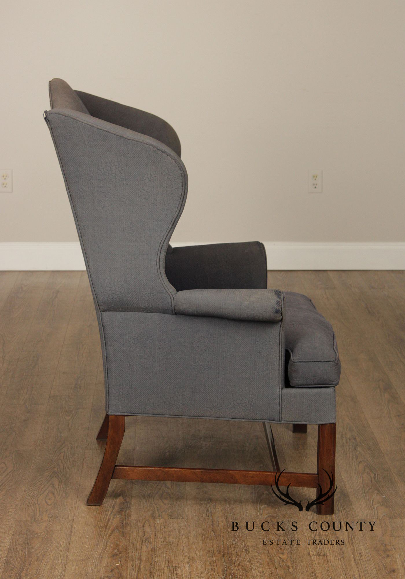 Kittinger Williamsburg Adaptation Chippendale Style Mahogany Wing Chair