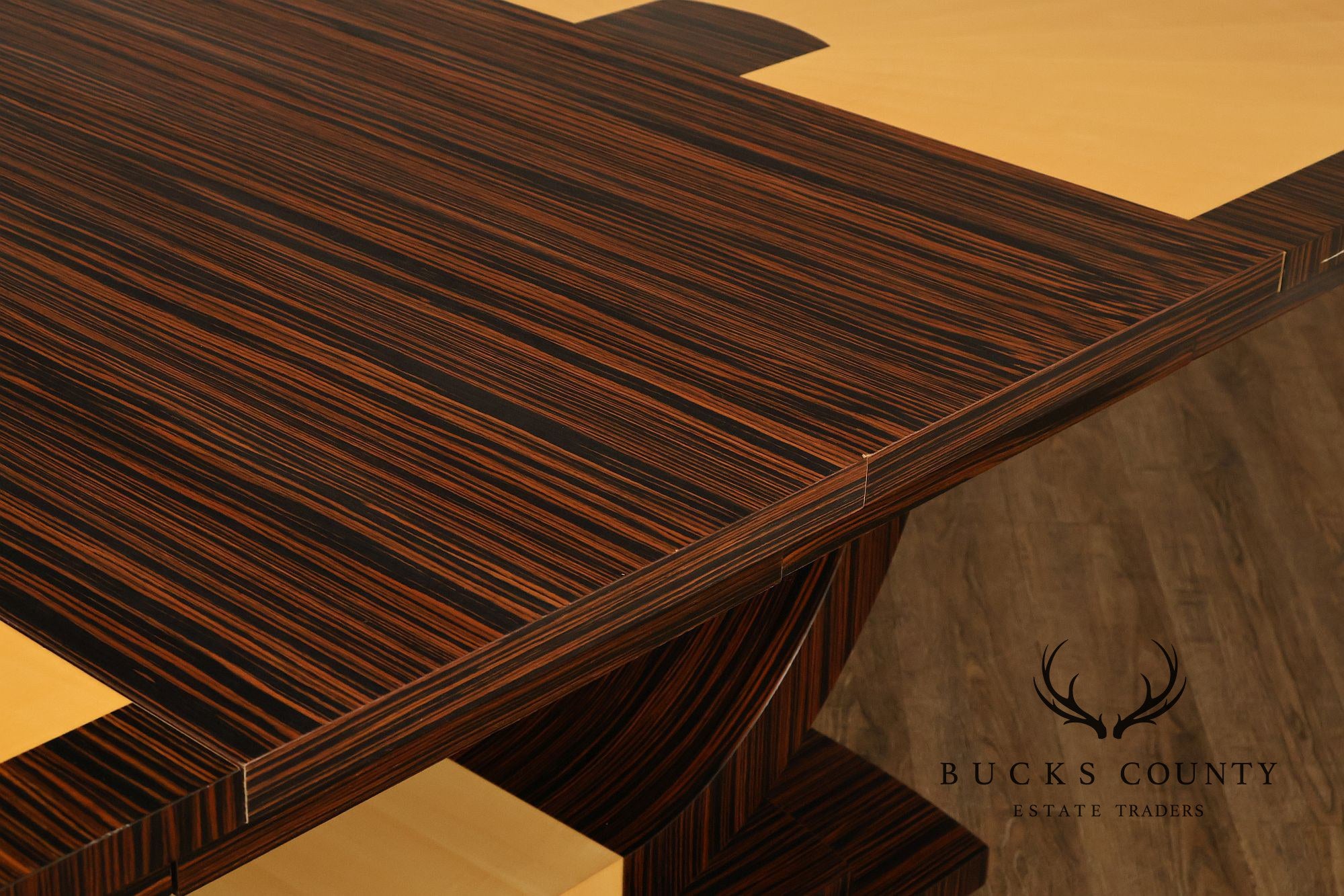 Giorgio Collection Natural Wood Pedestal Dinning Table and 8 Chairs