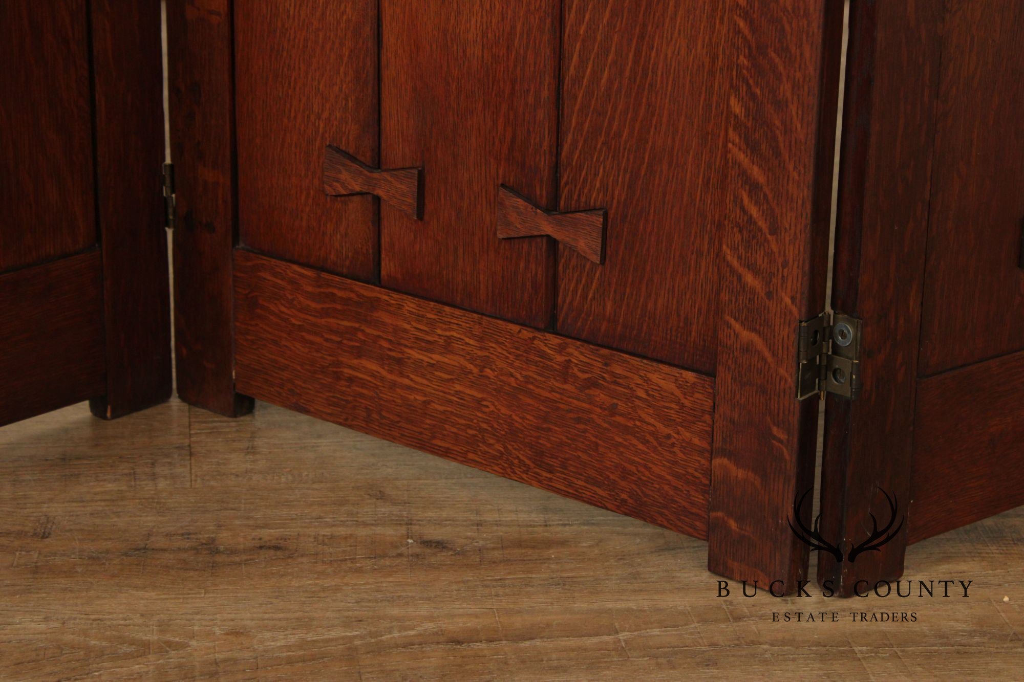 Mission Style Oak Three-Panel Screen