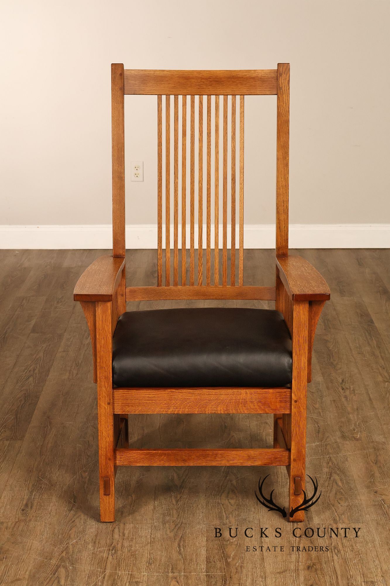 Stickley Mission Collection Set of Eight Oak Spindle Dining Chairs