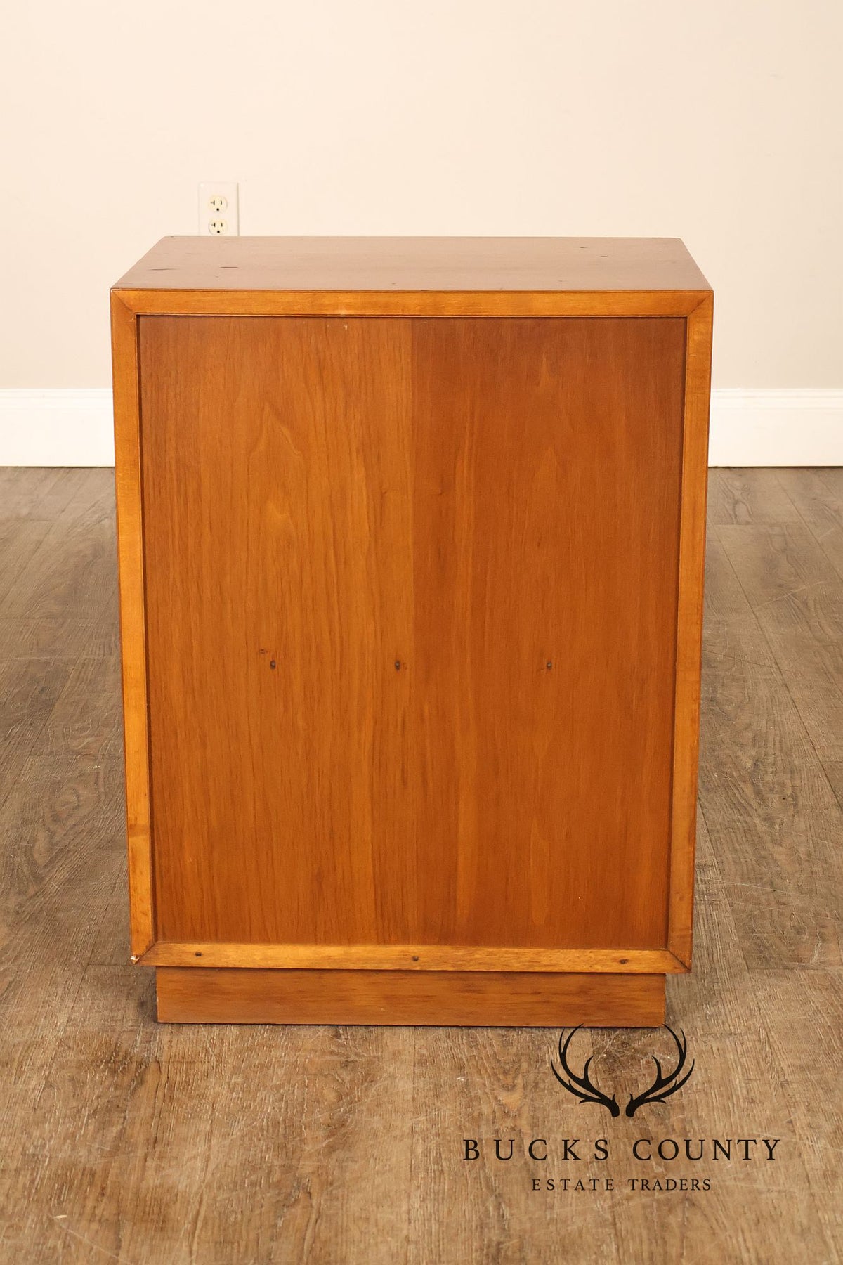 Widdicomb Mid Century Modern Pair of Walnut Nightstands