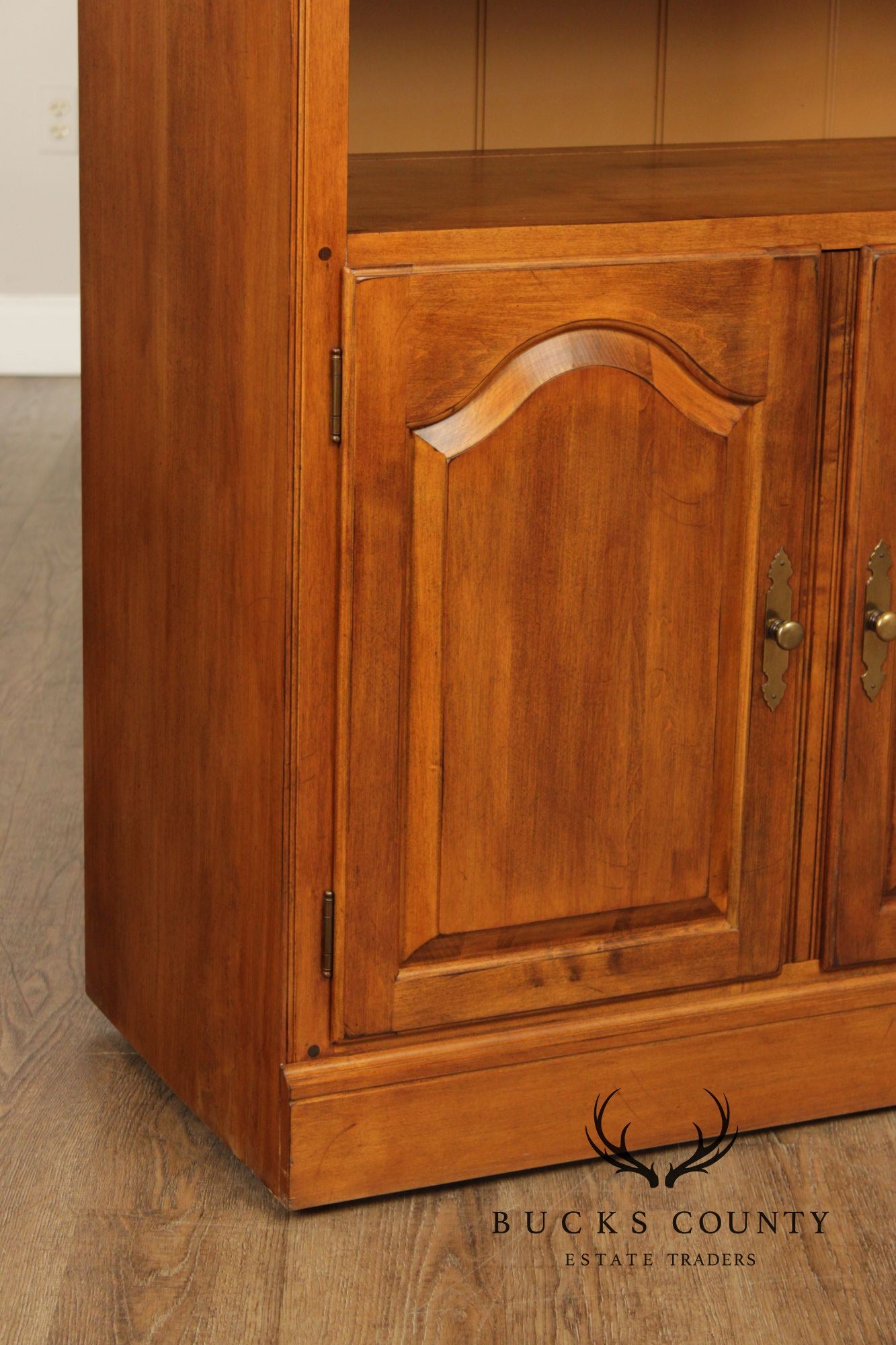 Ethan Allen 1776 Collection Traditional Maple Bookcase