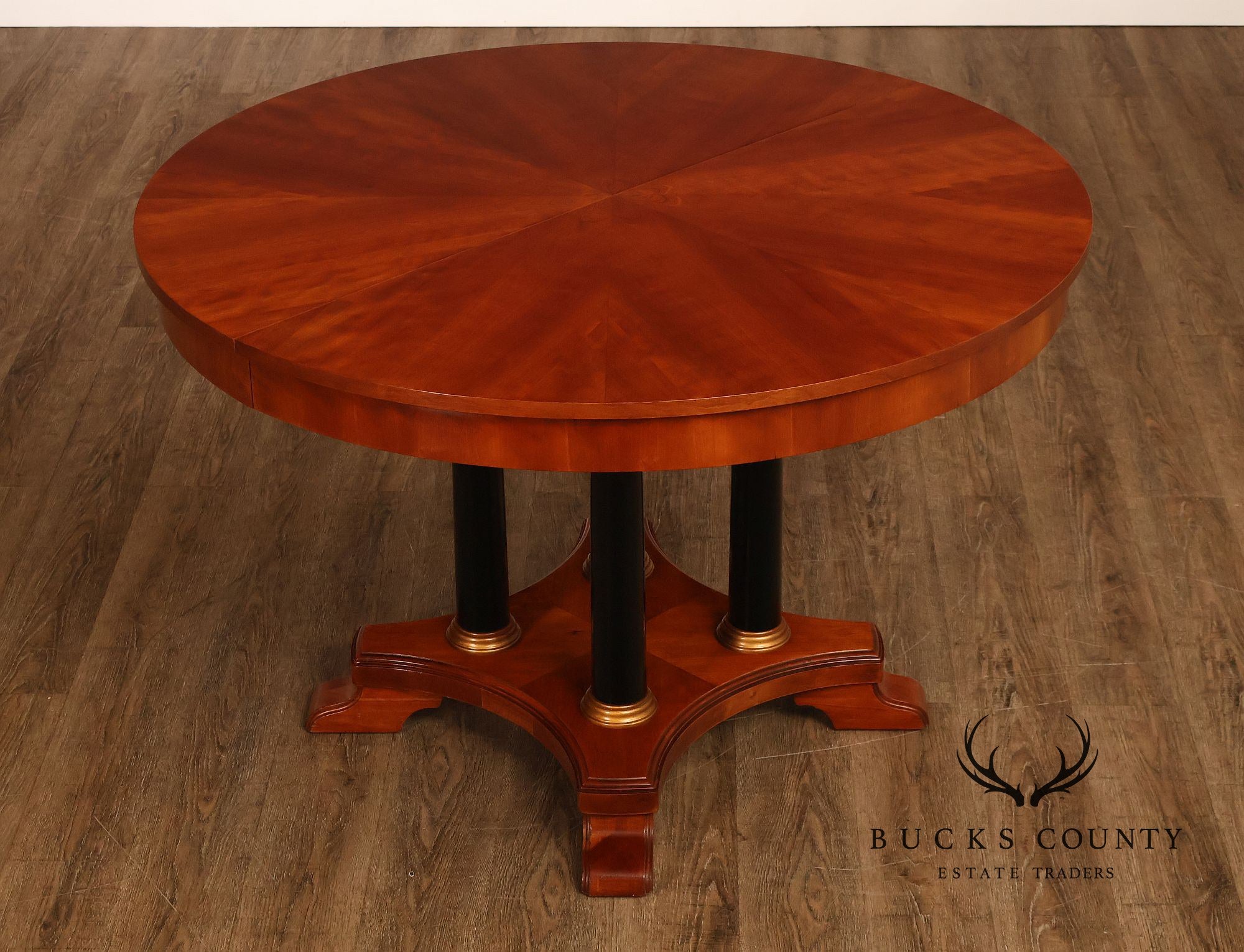 Ethan Allen 'Medallion' Cherry Round Pedestal Dining Table
