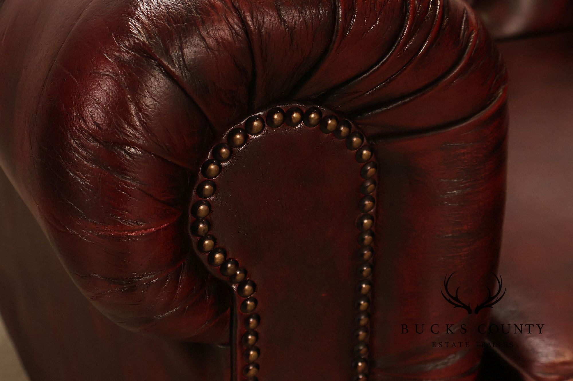 Chesterfield Style Oxford Red Tufted Leather Sofa