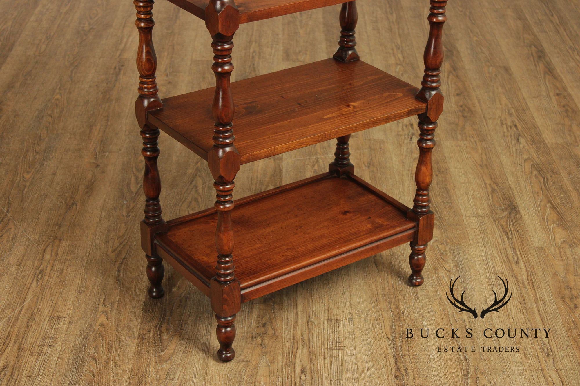 English Traditional Style Pine Bookcase Etagere Lectern