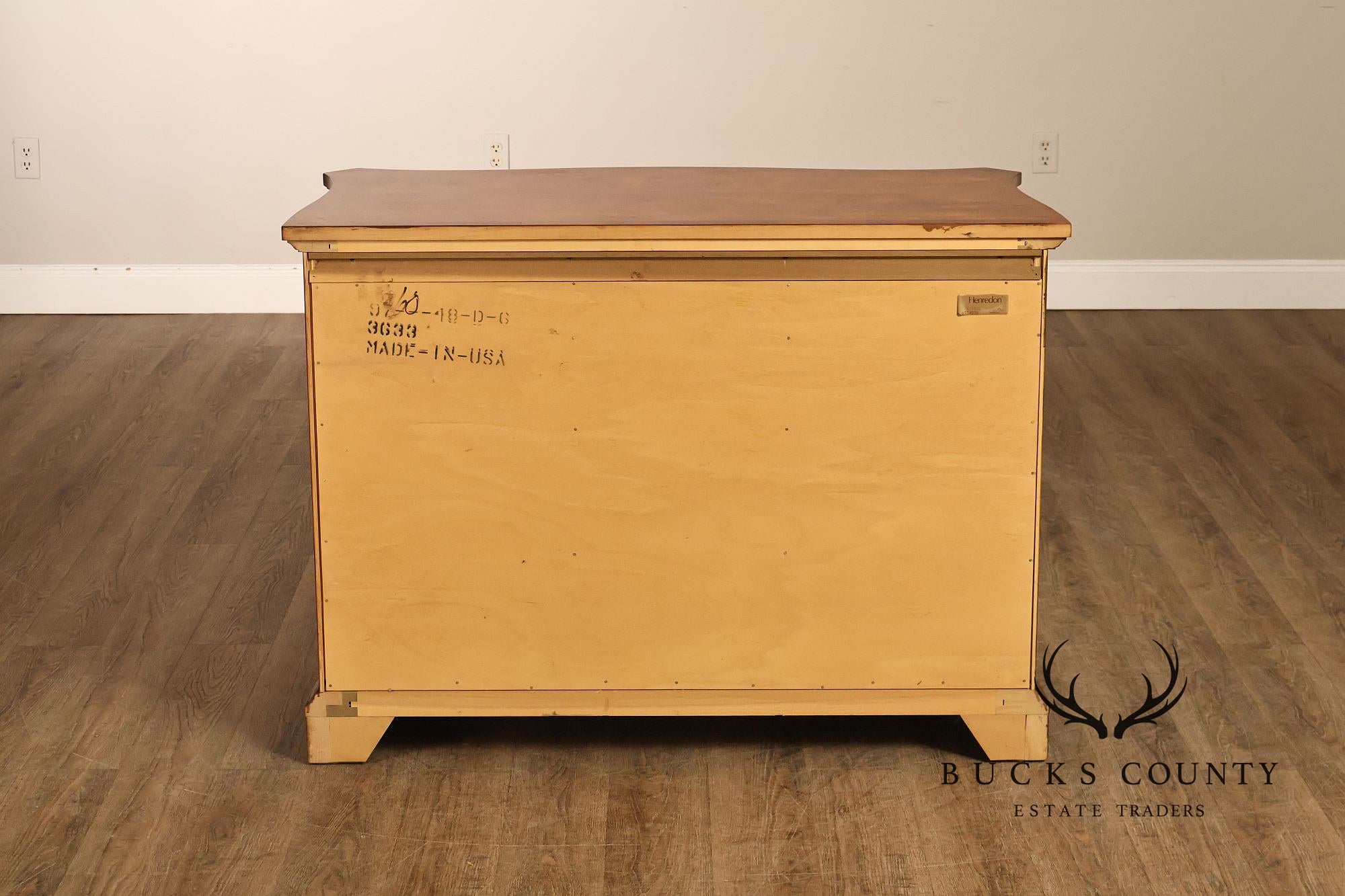 Henredon Aston Court Serpentine Chest of Drawers