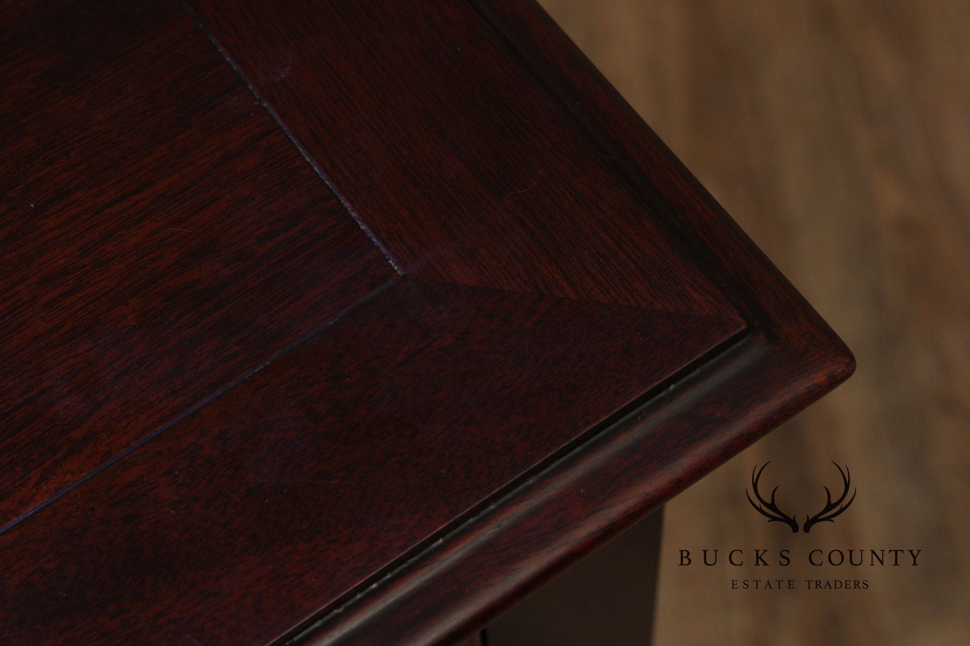 Kindel Queen Anne Style Mahogany Sideboard
