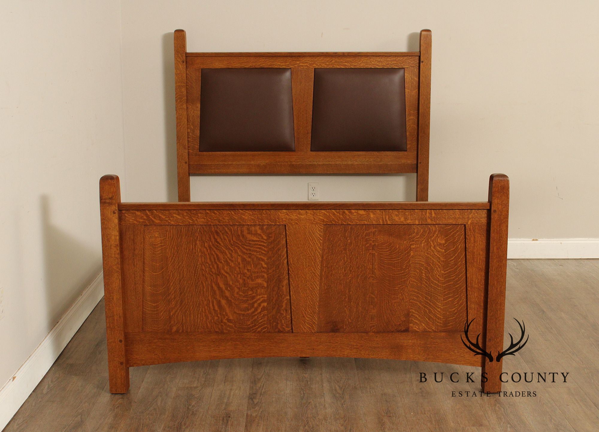 Stickley Mission Style Oak and Leather Queen Bed